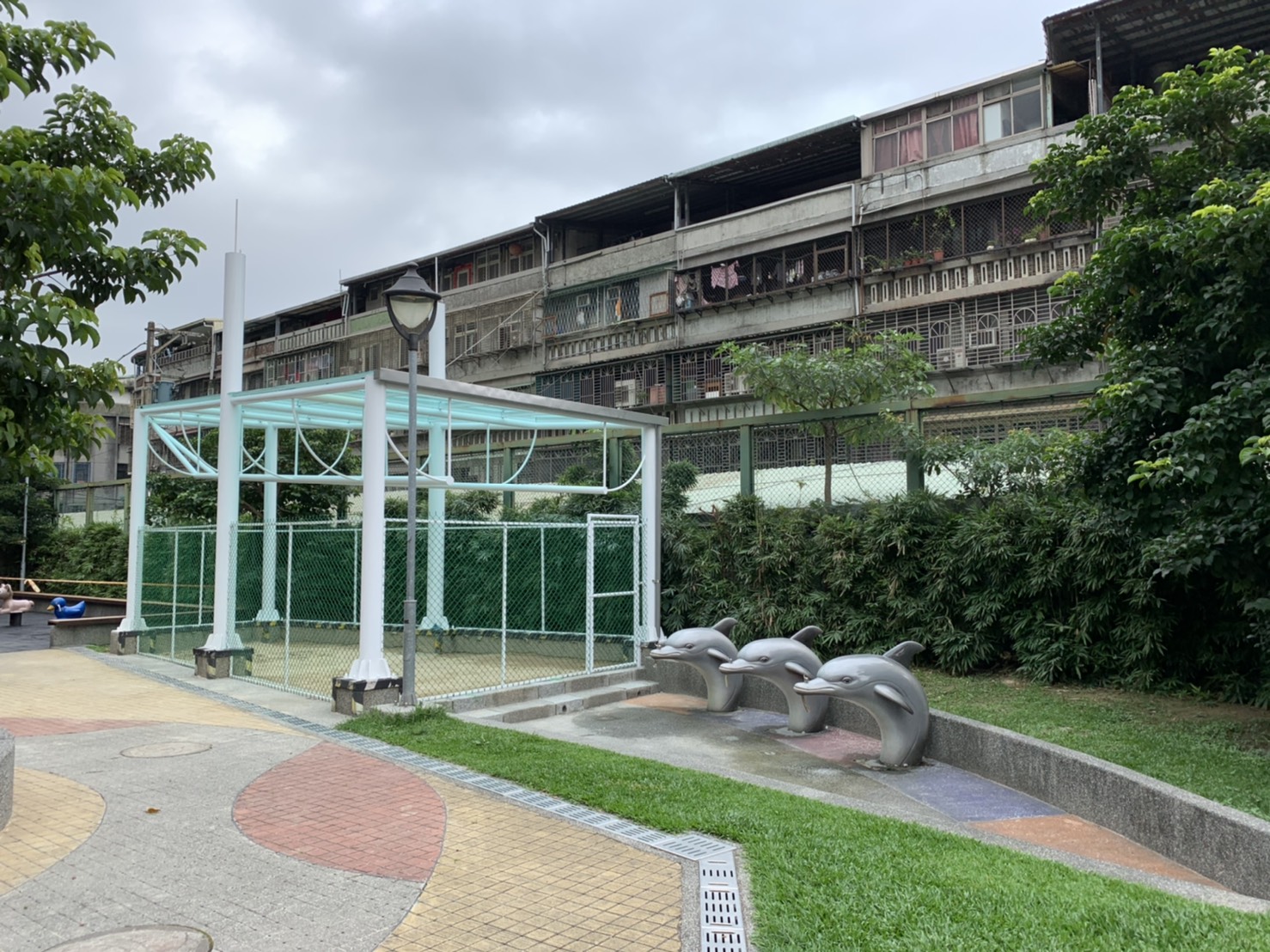 福祥公園為「透水城市」顯著成果之一，可保水量50噸，並以「多目標使用」為概念出發，設置多項休閒設施，同時在地下保存水源
