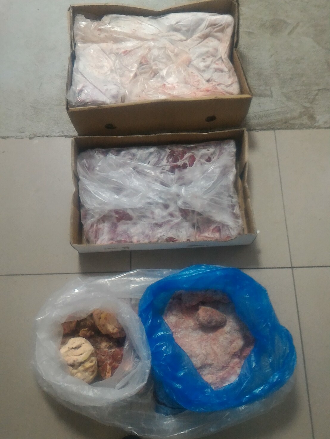 圖一、王金銓老闆第一次捐贈的生牛肉末與肉塊