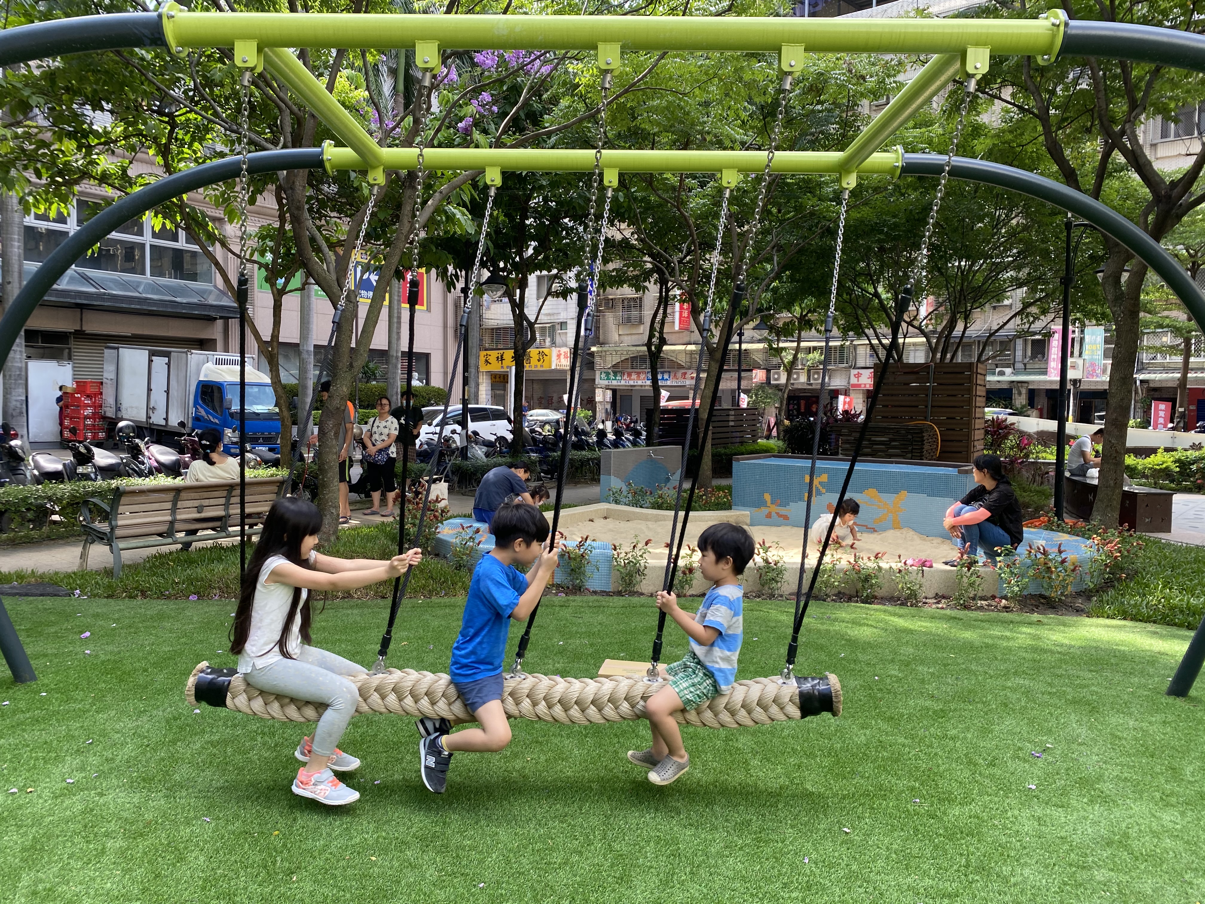 中港公園擺盪大索