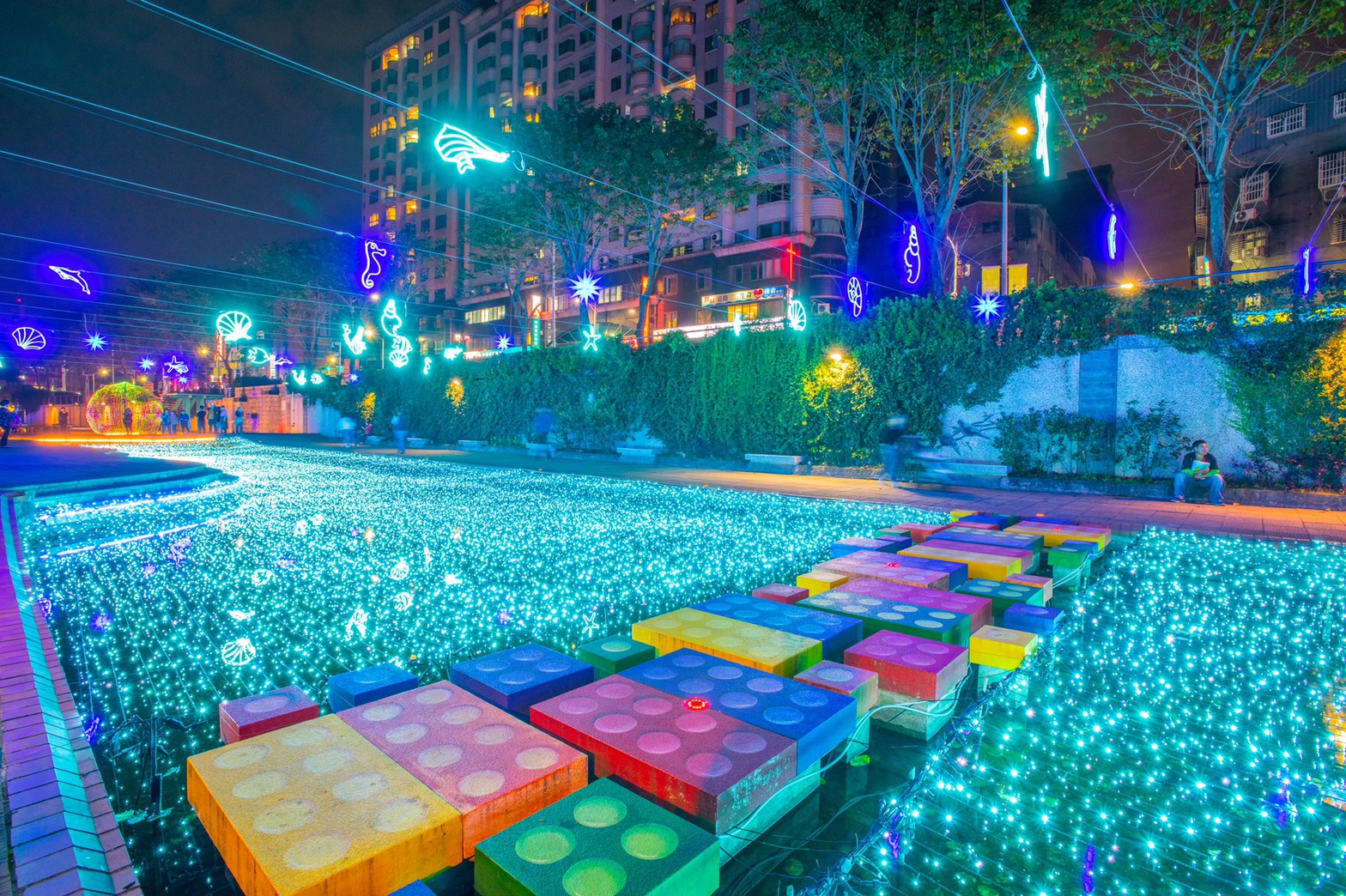 中港光雕