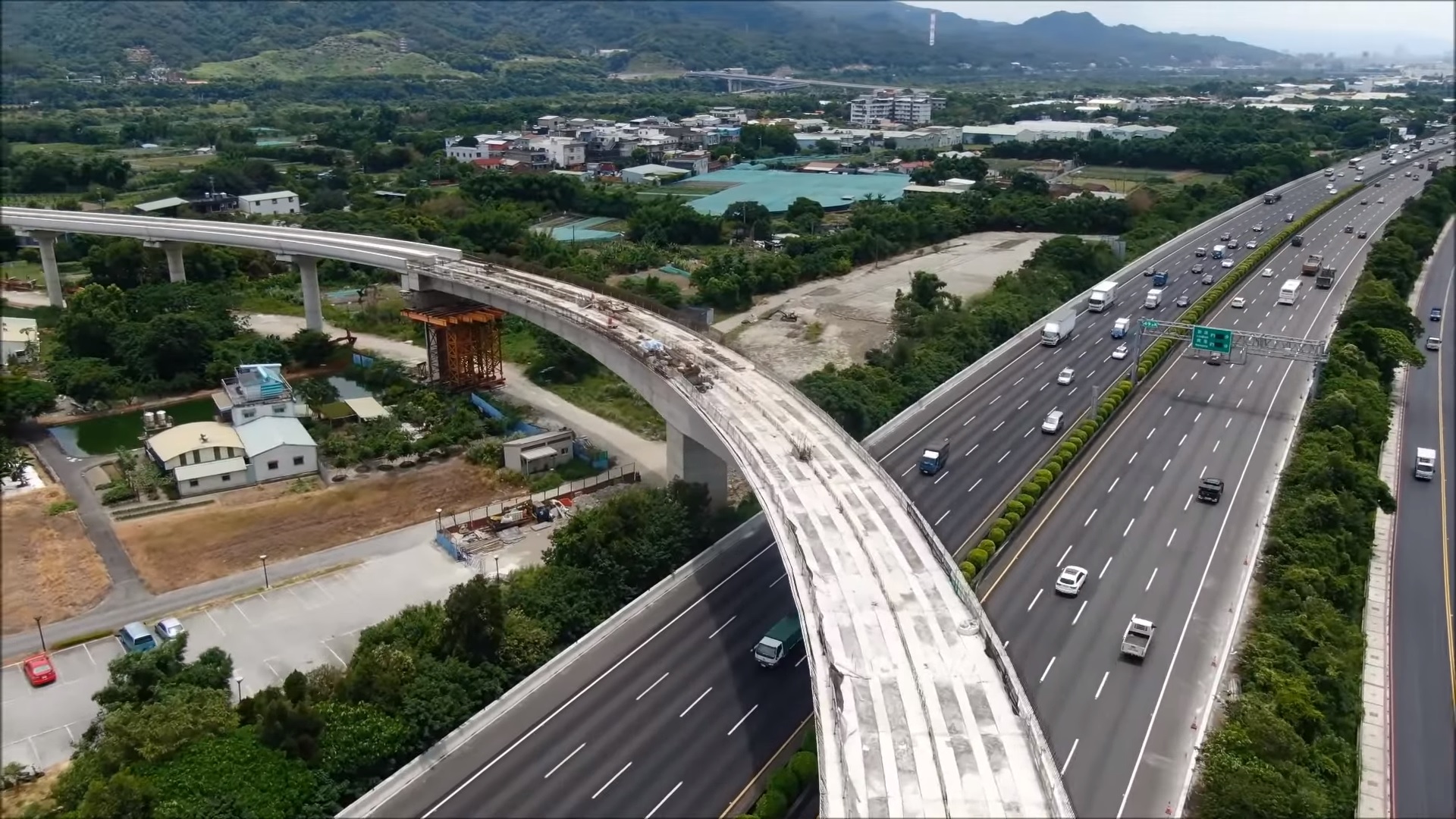 三鶯線跨越國道三號段