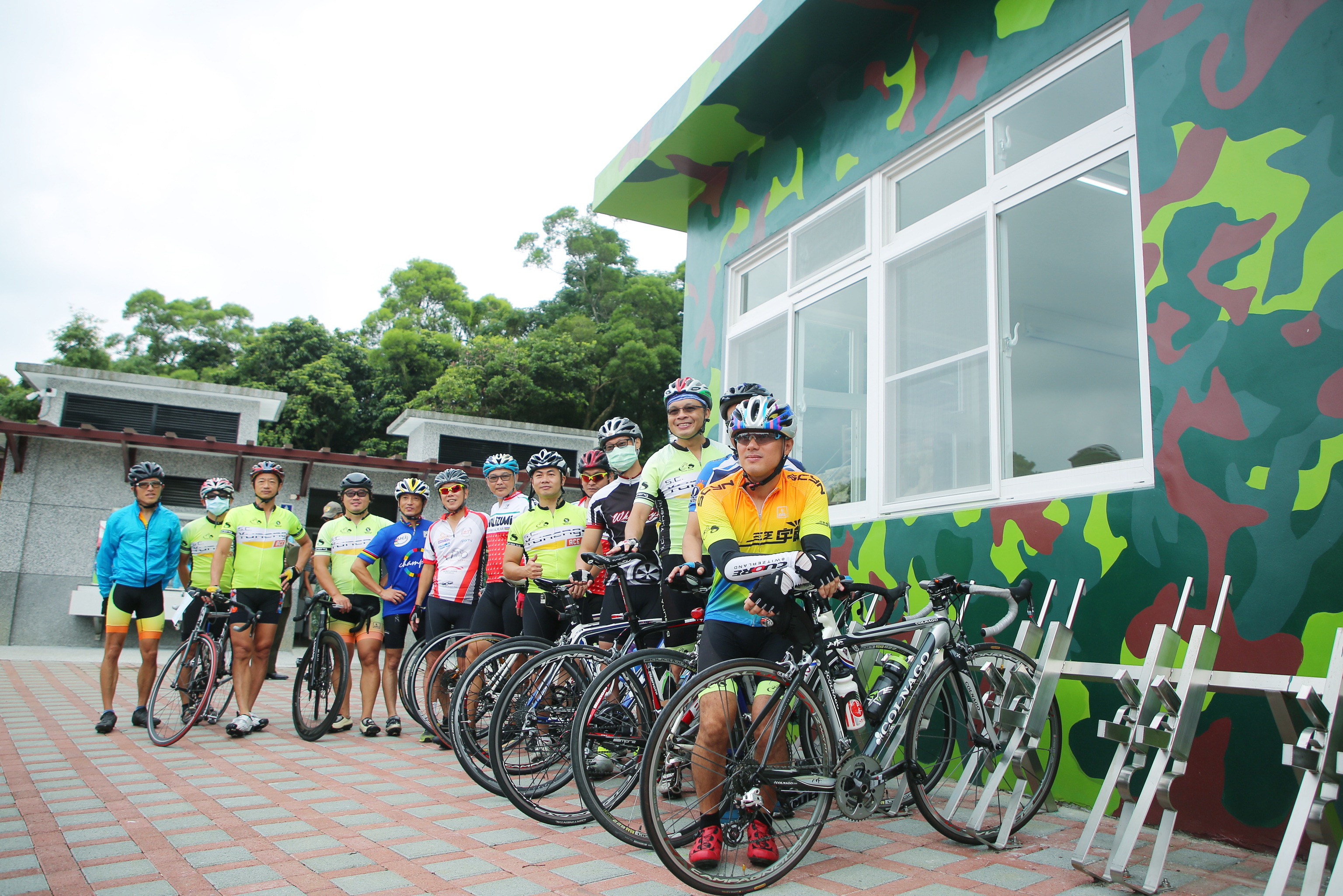 新北市三芝區打造鐵馬驛站，提供自行車車友休憩充電站