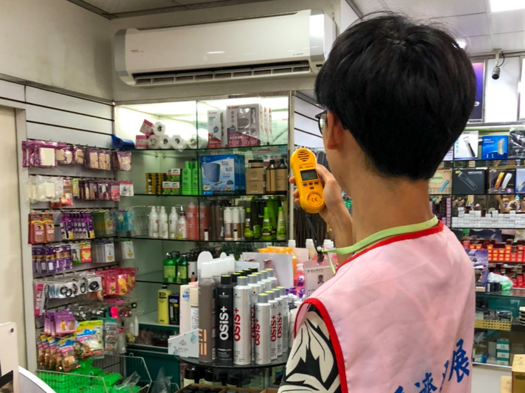 自103年起每年5月至10月針對20類指定能源用戶進行實地宣導，現已累計宣導超過35,000家次。