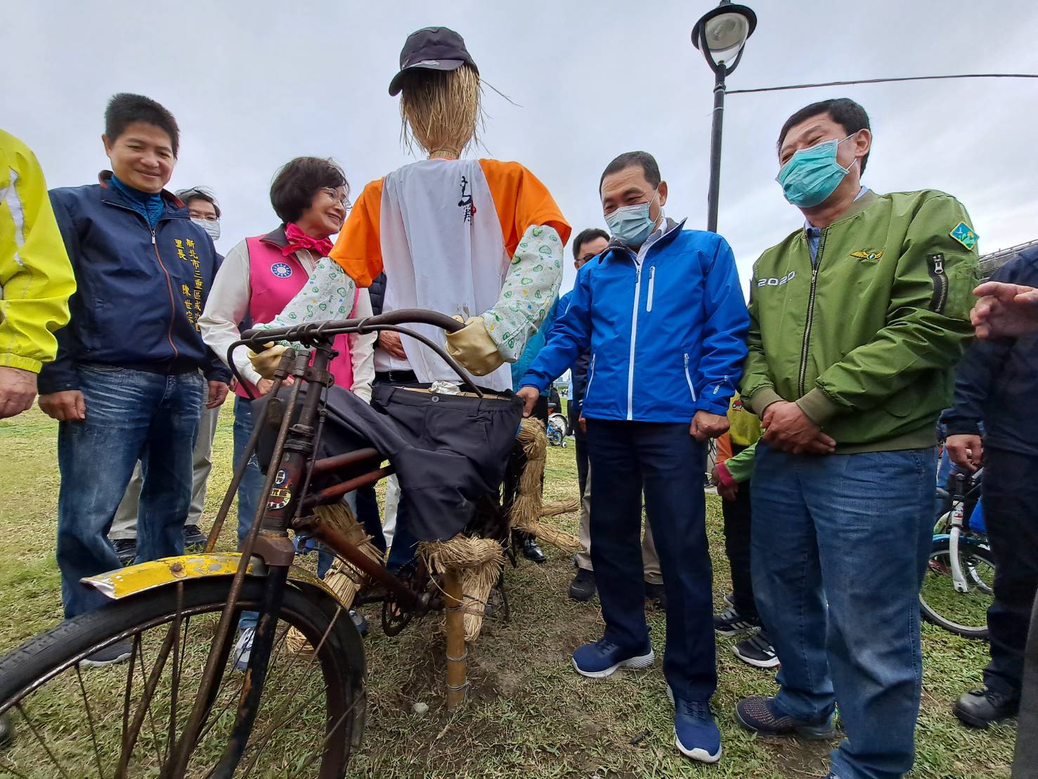 稻草人藝術裝置