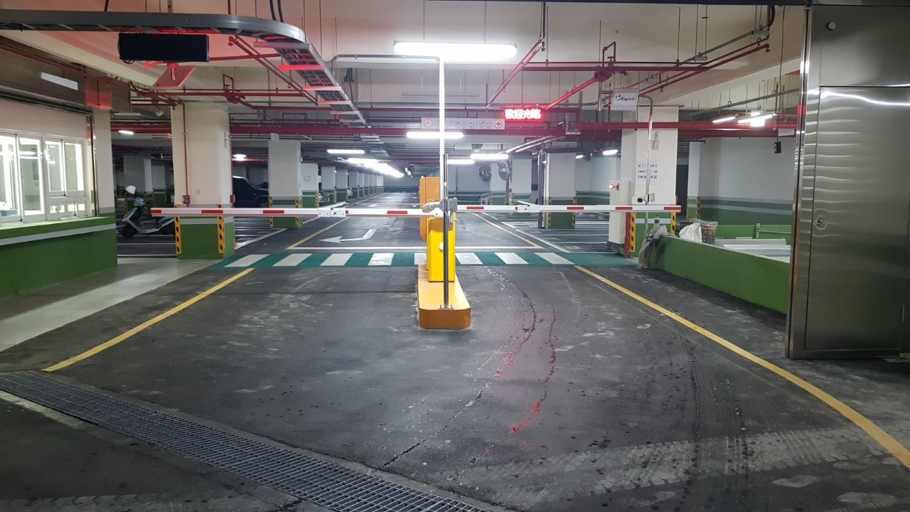 民安國小地下停車場停管設備
