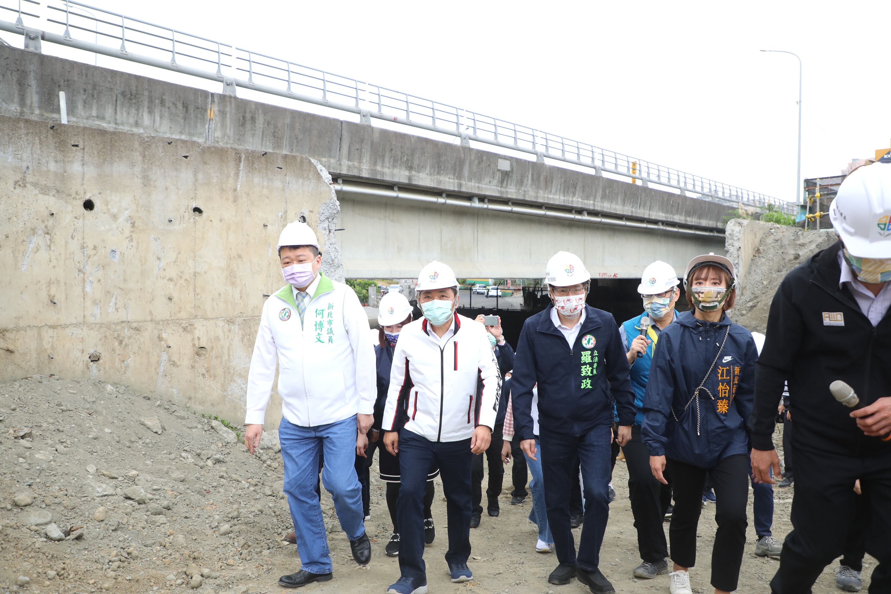 因應浮洲地區交通壅塞問題，侯友宜市長實地勘察動線優化工程