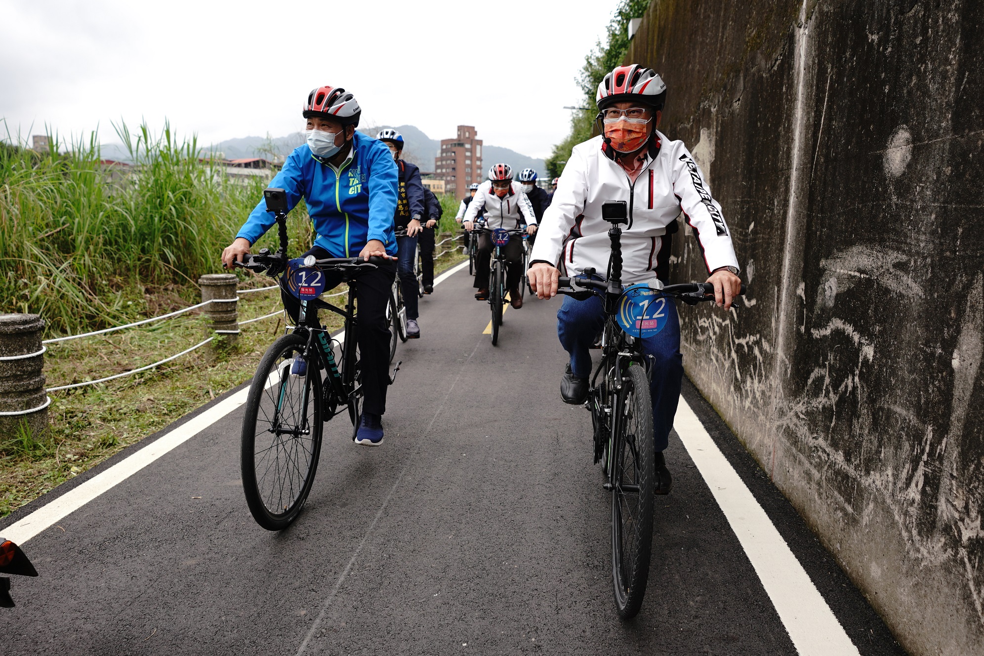 今年起，景美溪新北市側自行車道全線正式啟用全長約4.4公里，左右岸雙北自行車路網連結完成