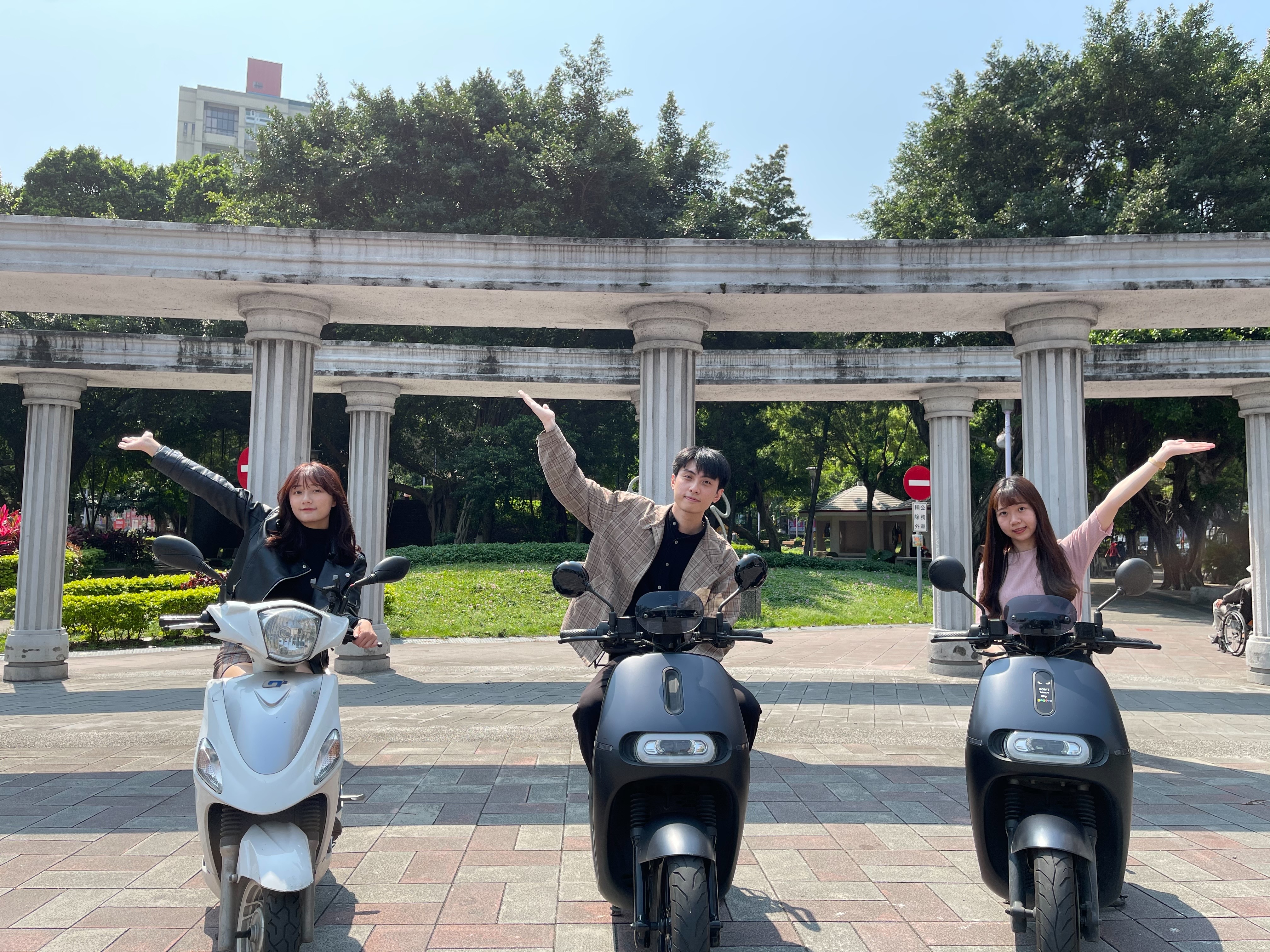 1.環保局今(15)日公告110-111年之電動機車補助方案，汰舊換購電動機車最高可申請1萬9千元補助.jpg