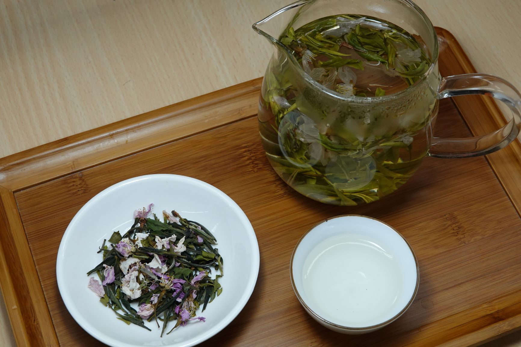 櫻花茶沖泡情形