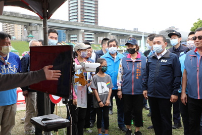 新北市110年童樂節，侯友宜市長視察樂園防疫工作。