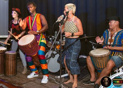 Senbe&rsquo;聲唄鼓舞樂團-Senbe&rsquo;，是「力量」的意思。擅長以傳統西非鼓曲搭配非洲舞蹈，結合傳統歌曲與原民歌唱，分享非洲鼓舞文化之美。