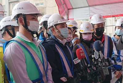 侯市長接受聯訪