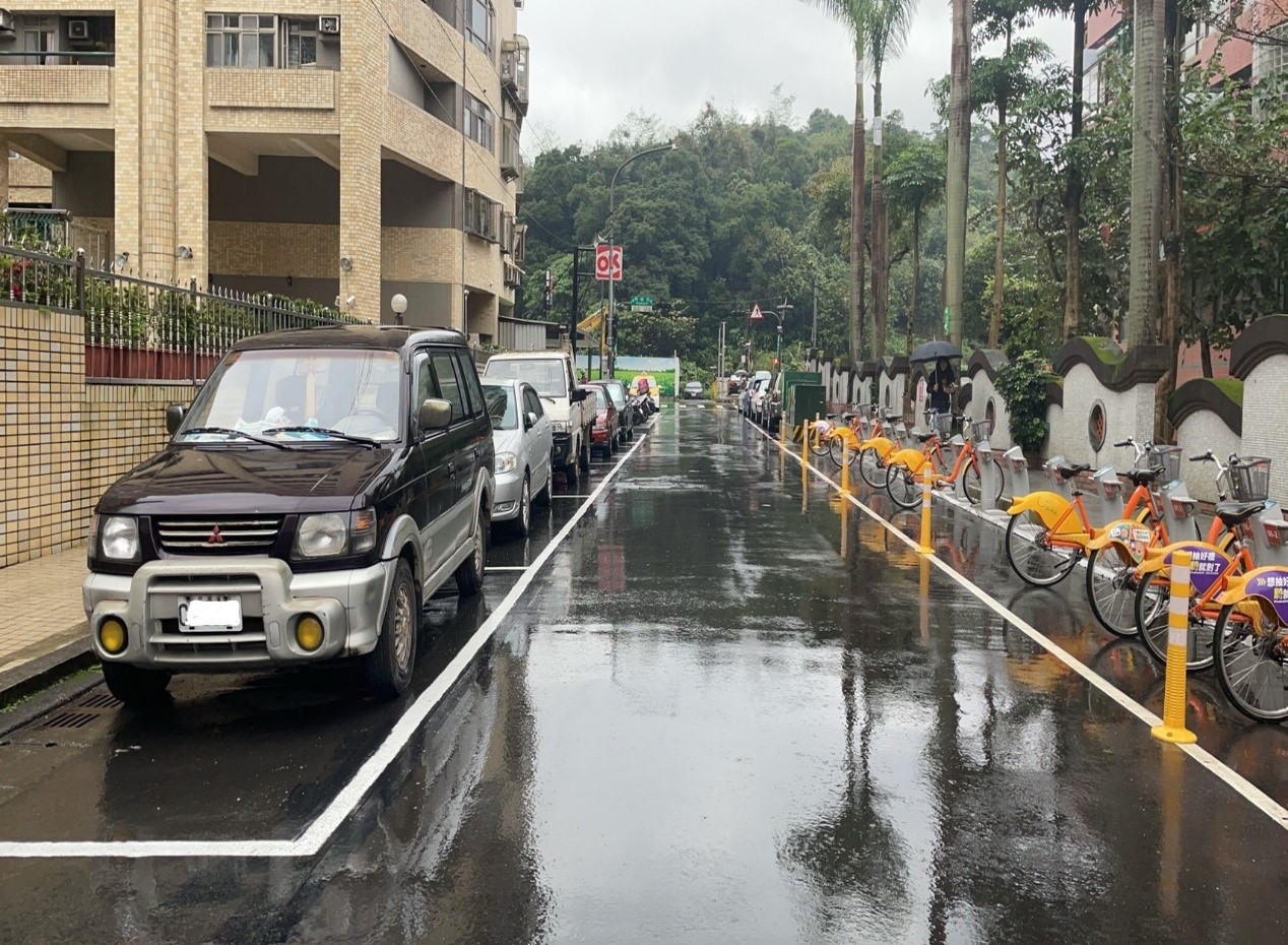 新北路邊停車格明起周休假日暫停收費