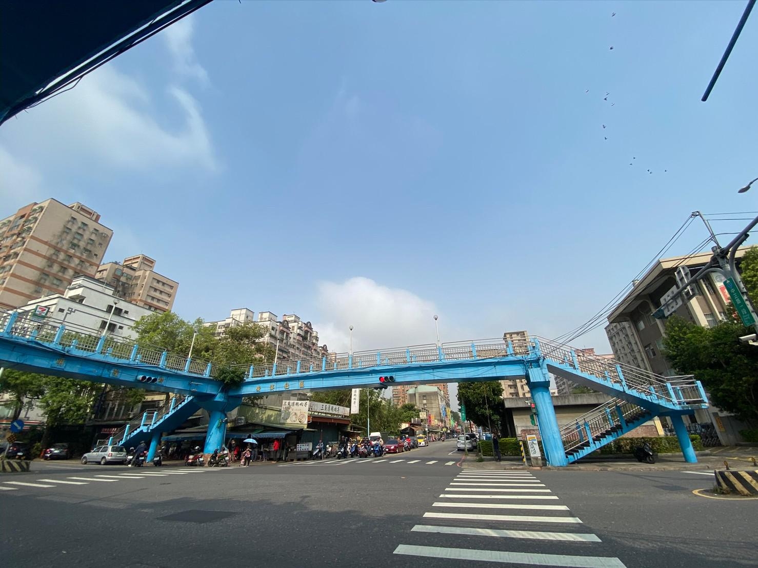 三峽光明陸橋拆除前照片。
