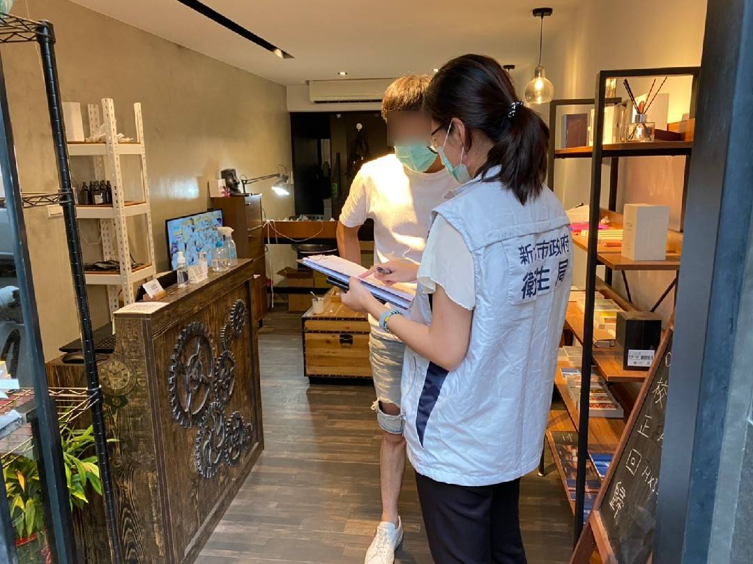 新北市衛生局宣導本市販售電子煙店家_02.jpg