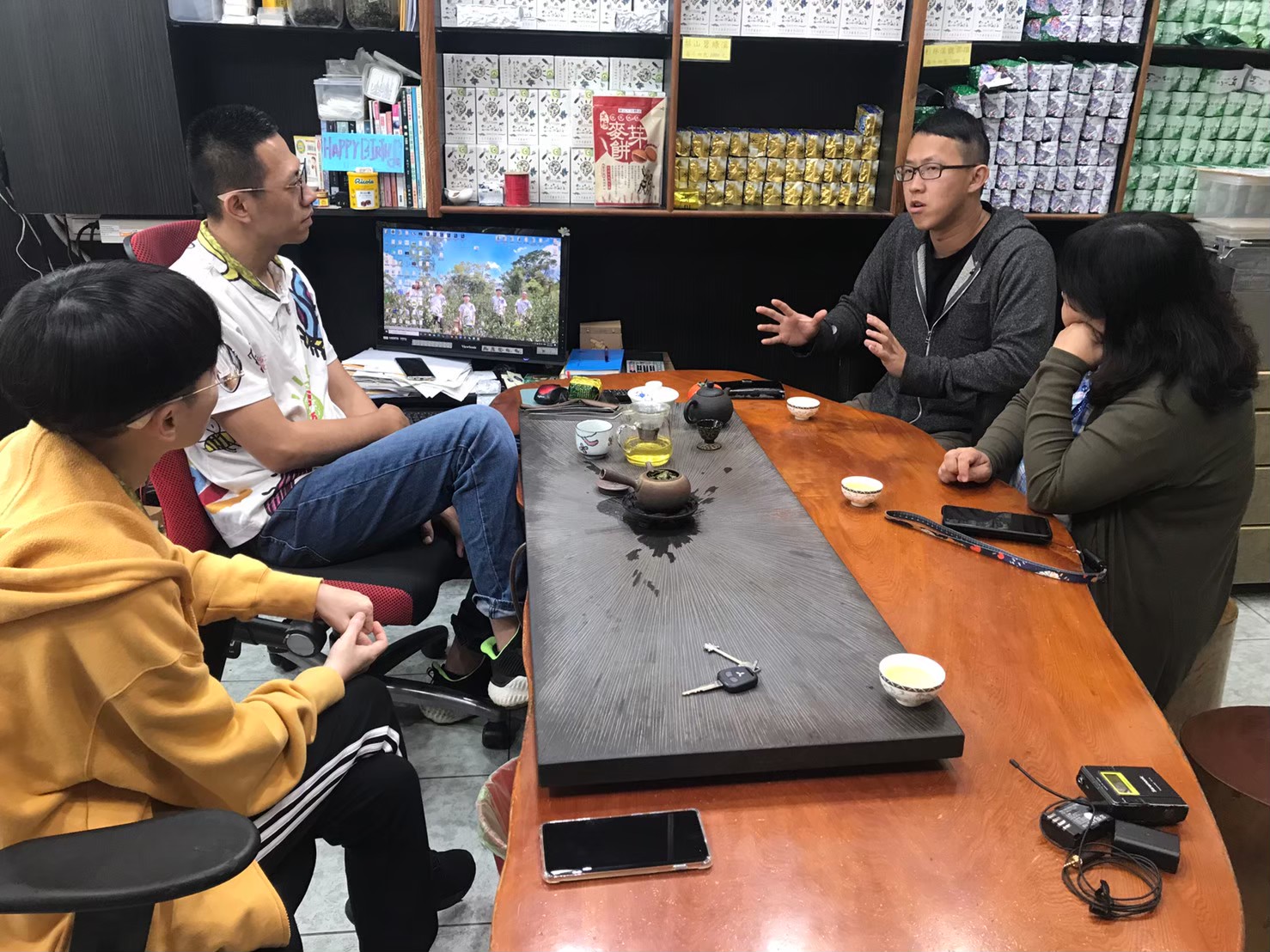農友訪問（谷芳茶園）(照片為三級警戒前拍攝)