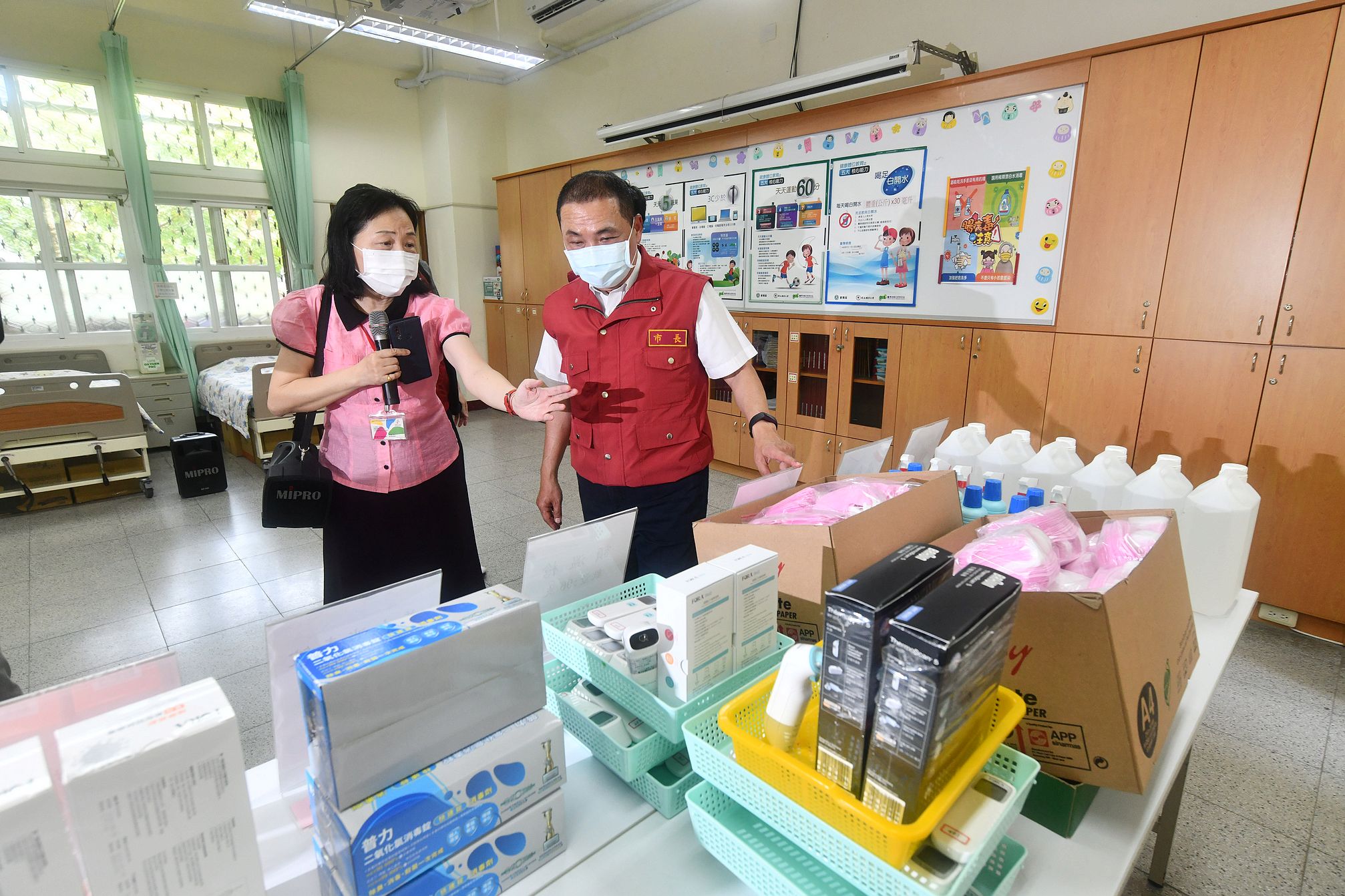 提醒落實三級防護、健康五原則
