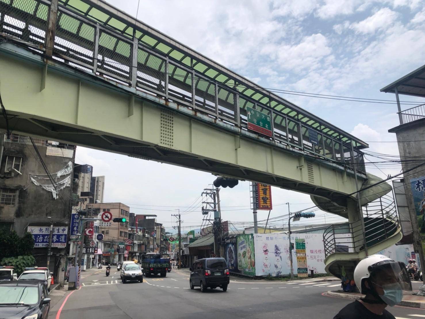 新店安忠陸橋拆除前