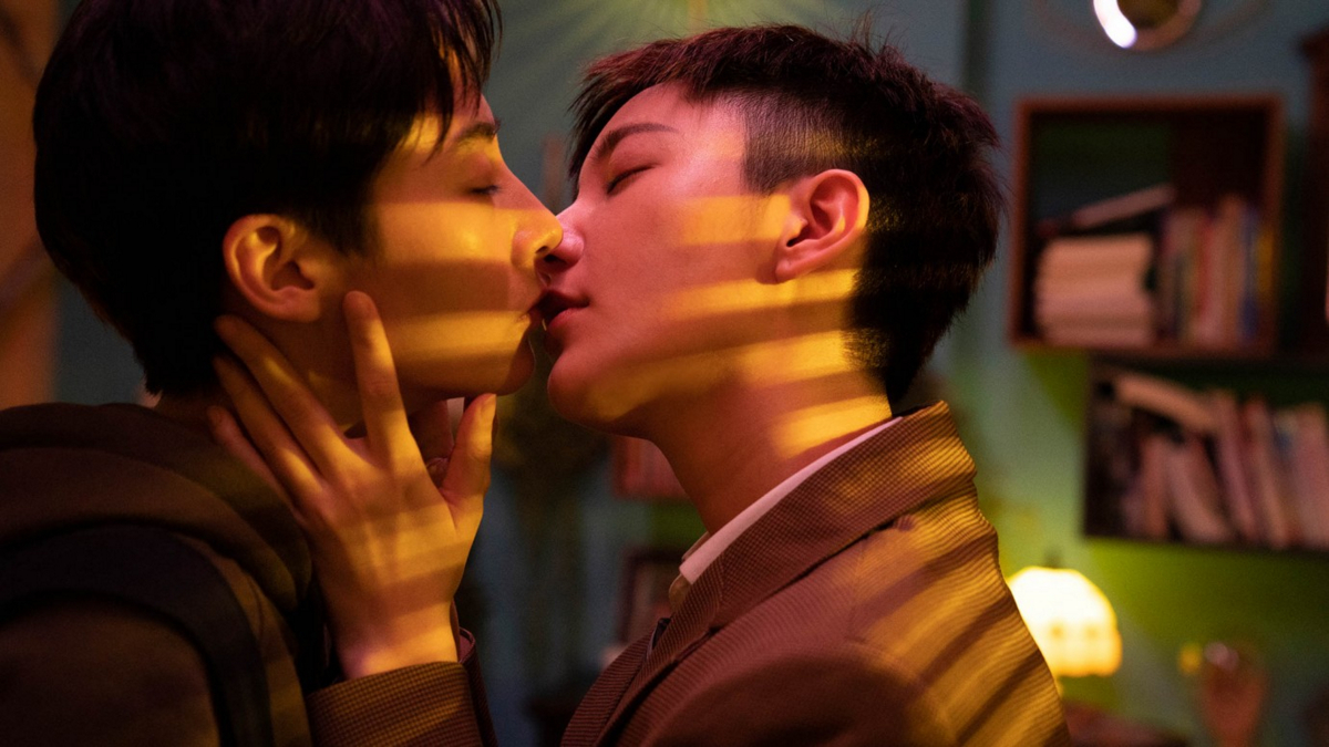 知名導演陳宏一和劇場導演魏瑛娟首度合作的《揭大歡喜》，改編自莎士比亞的戲劇作品《皆大歡喜》，挑戰全由女性演員詮釋「性別異同」角色，試圖以性別翻轉觀眾對於愛情電影印象，圖為《揭大歡喜》劇照