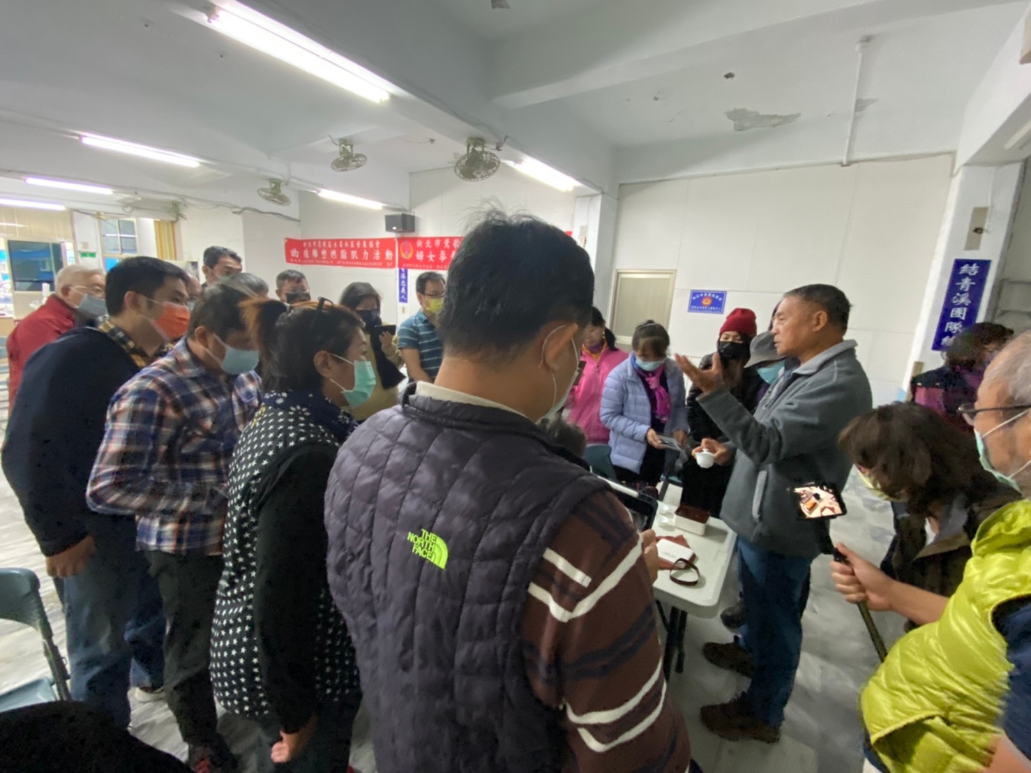 「新北市鶯歌產業風貌創新計畫」辦理「創意培訓課程」規劃以現代陶藝彩繪應用、文創品牌行銷等8個梯次的多元培訓