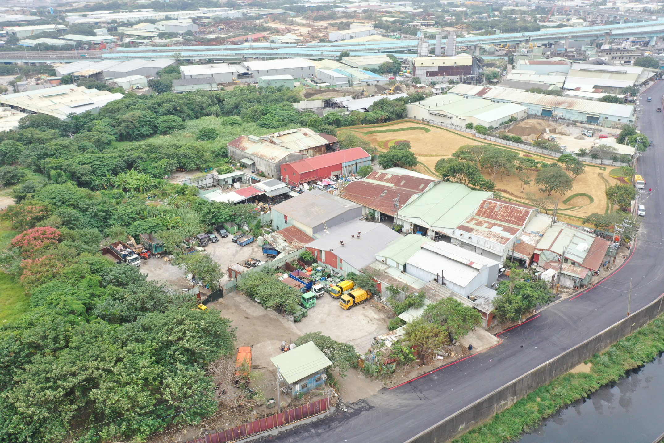 3.華新園區改造前.JPG