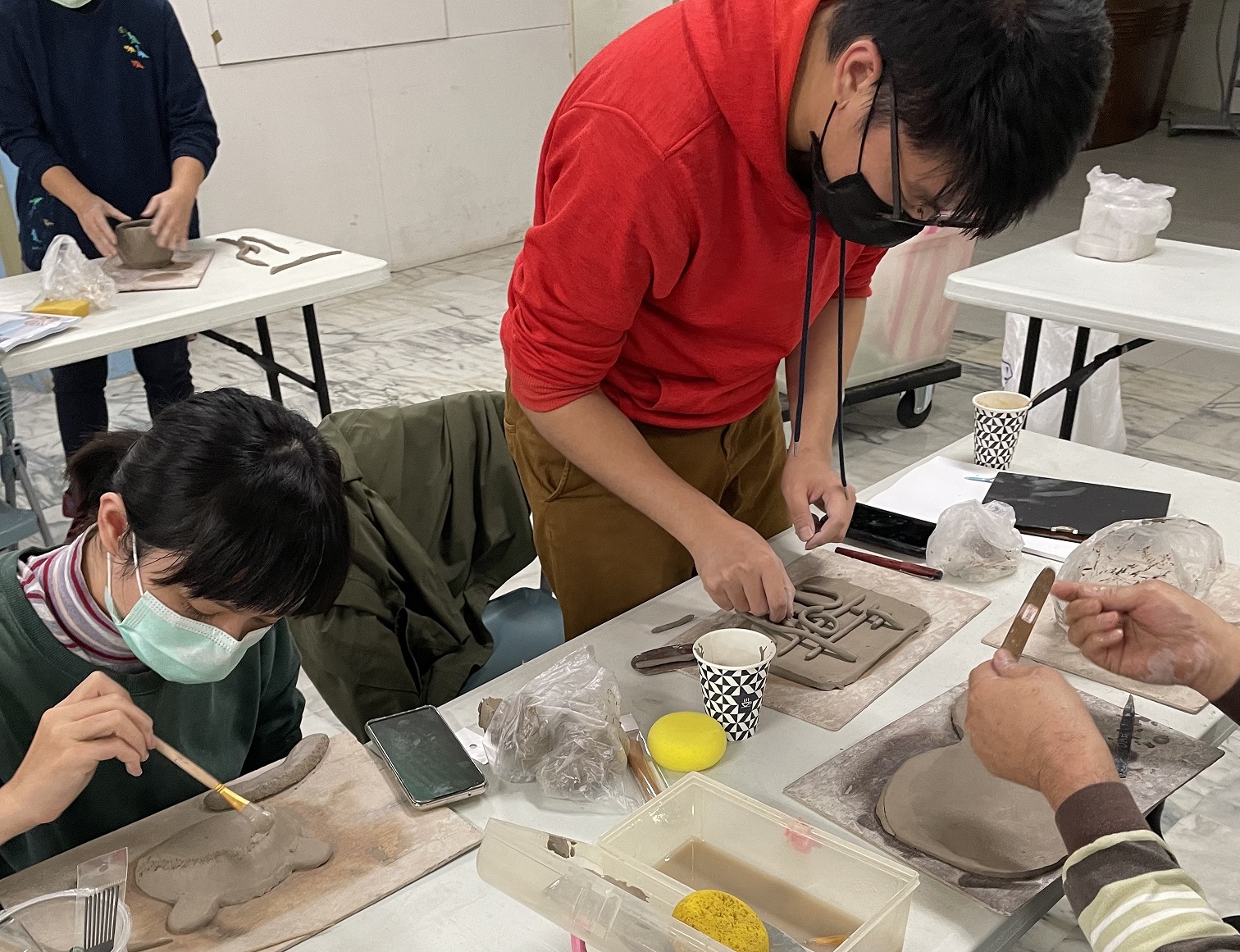 「鶯歌產業風貌創新計畫」舉辦4場創意培訓課程及2場技術工作坊，吸引許多業者參加