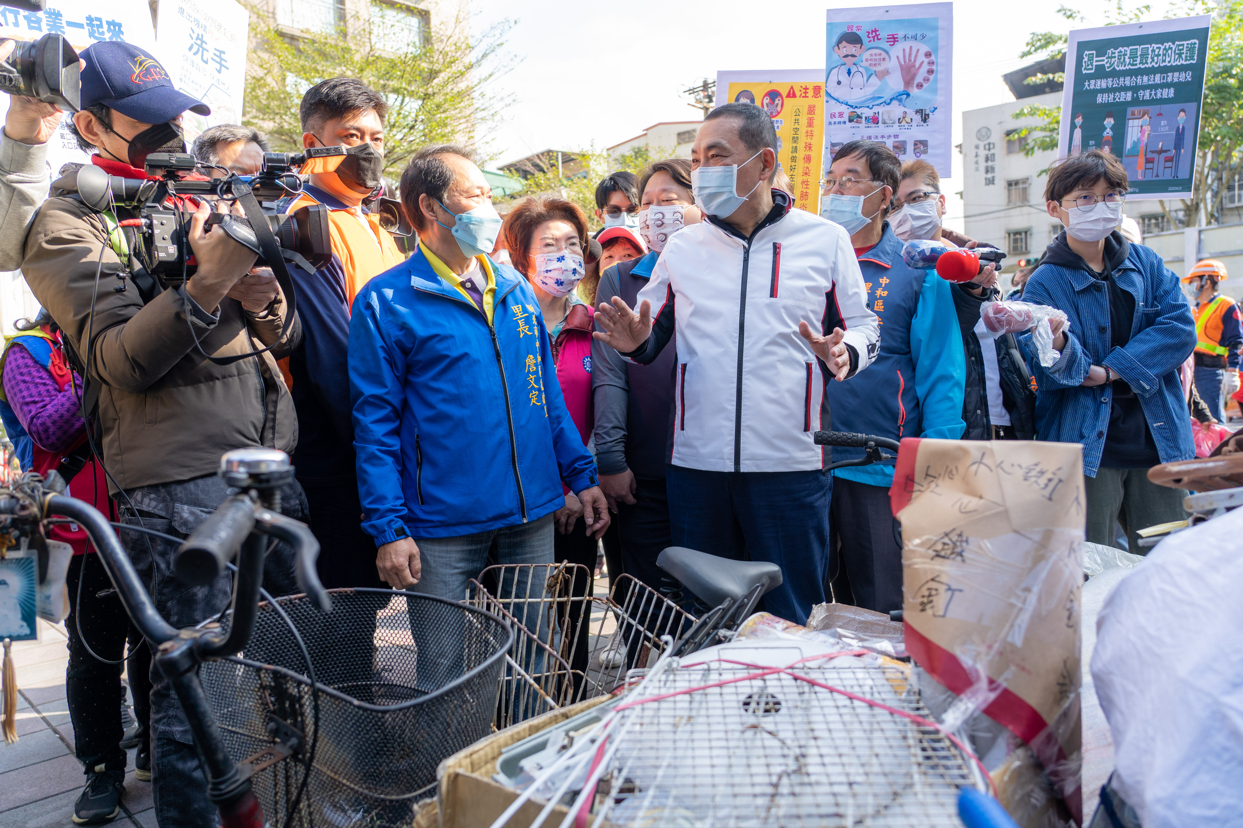 侯友宜市長視察中和區德穗里黃金資收站運作情形