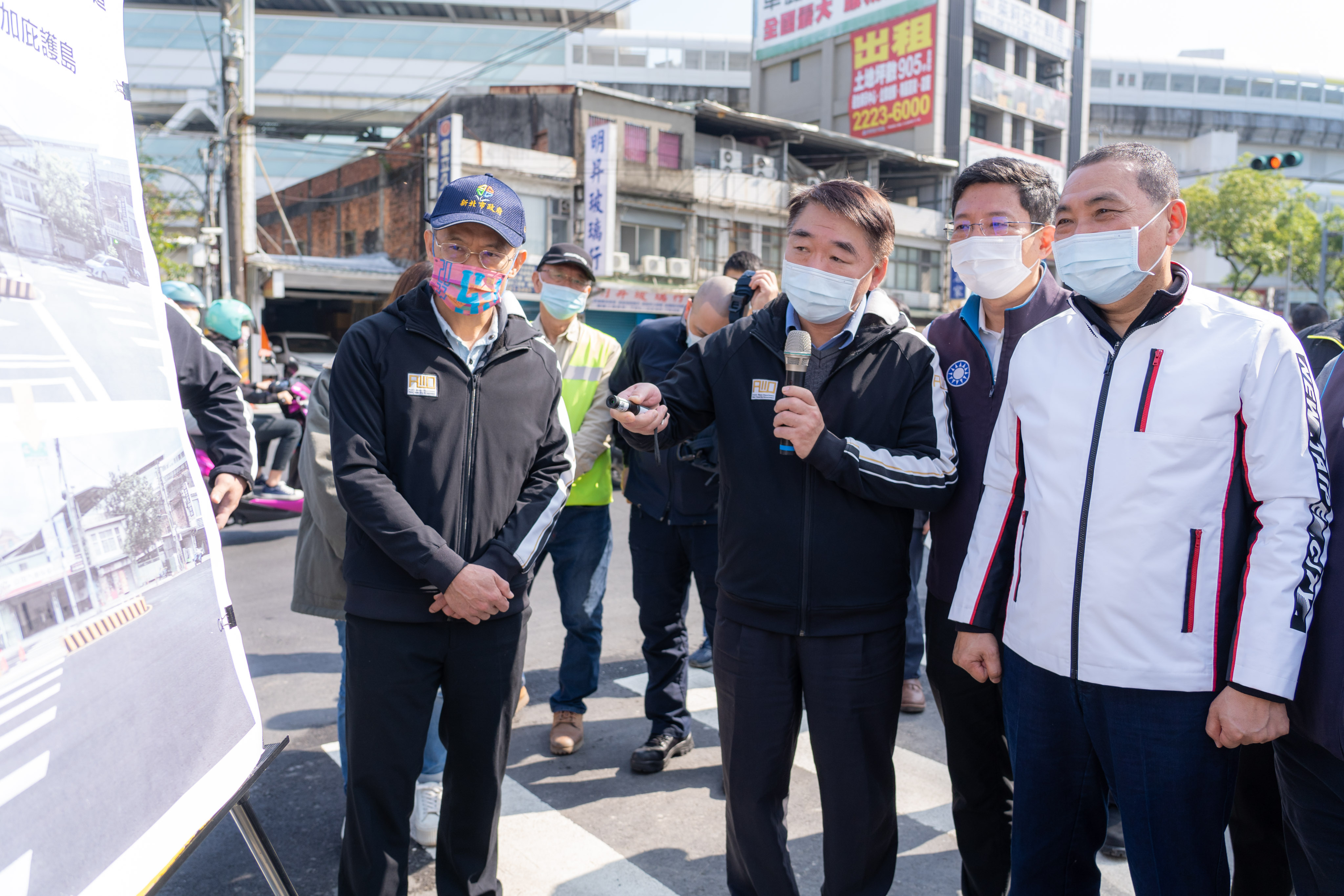 視察中和區中山路2段人行道及附屬設施工程