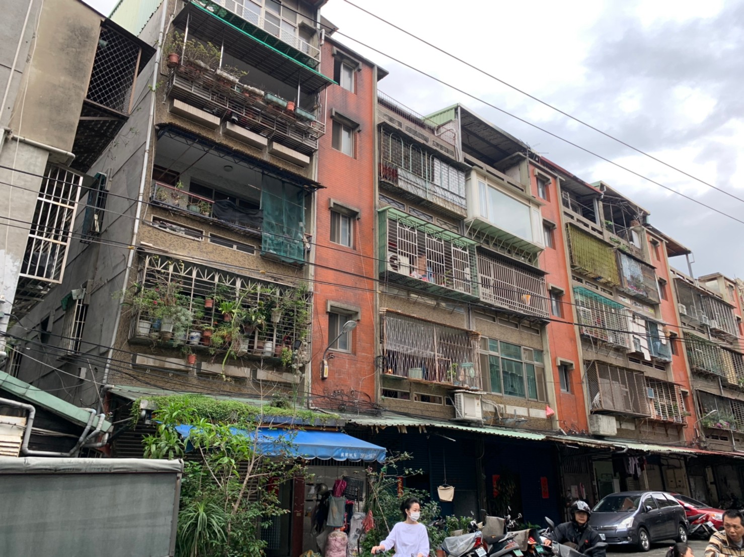 拆除前屋況正面圖