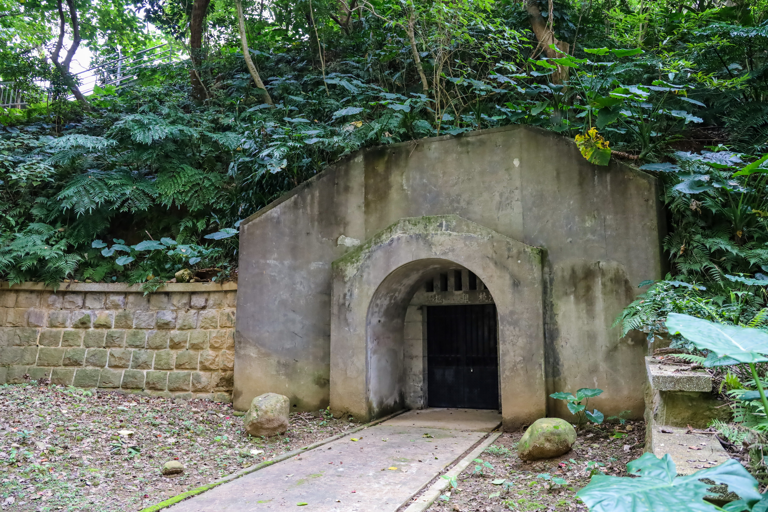 市定古蹟海山神社殘跡