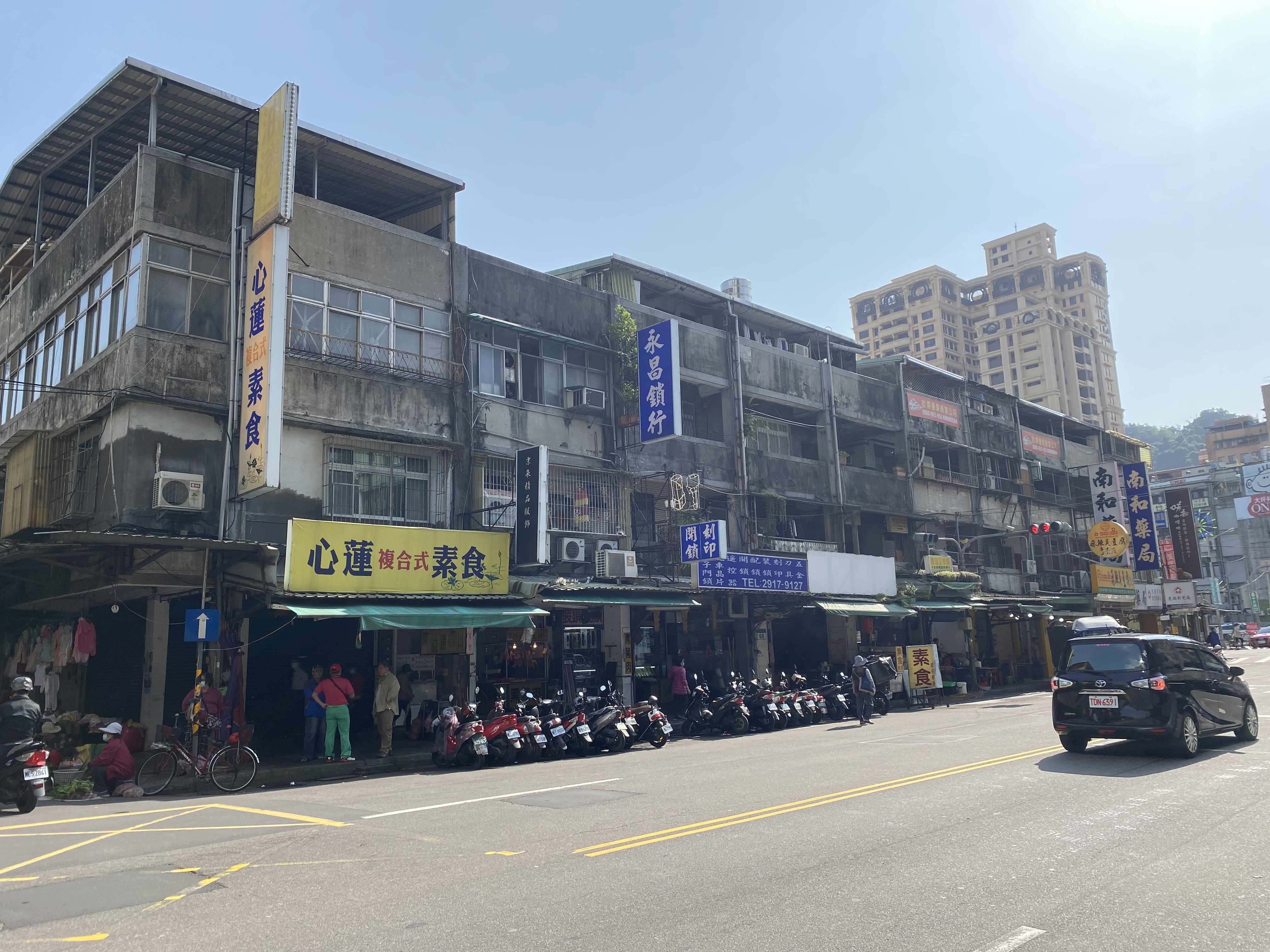 新店惠國市場現況騎樓營業店面