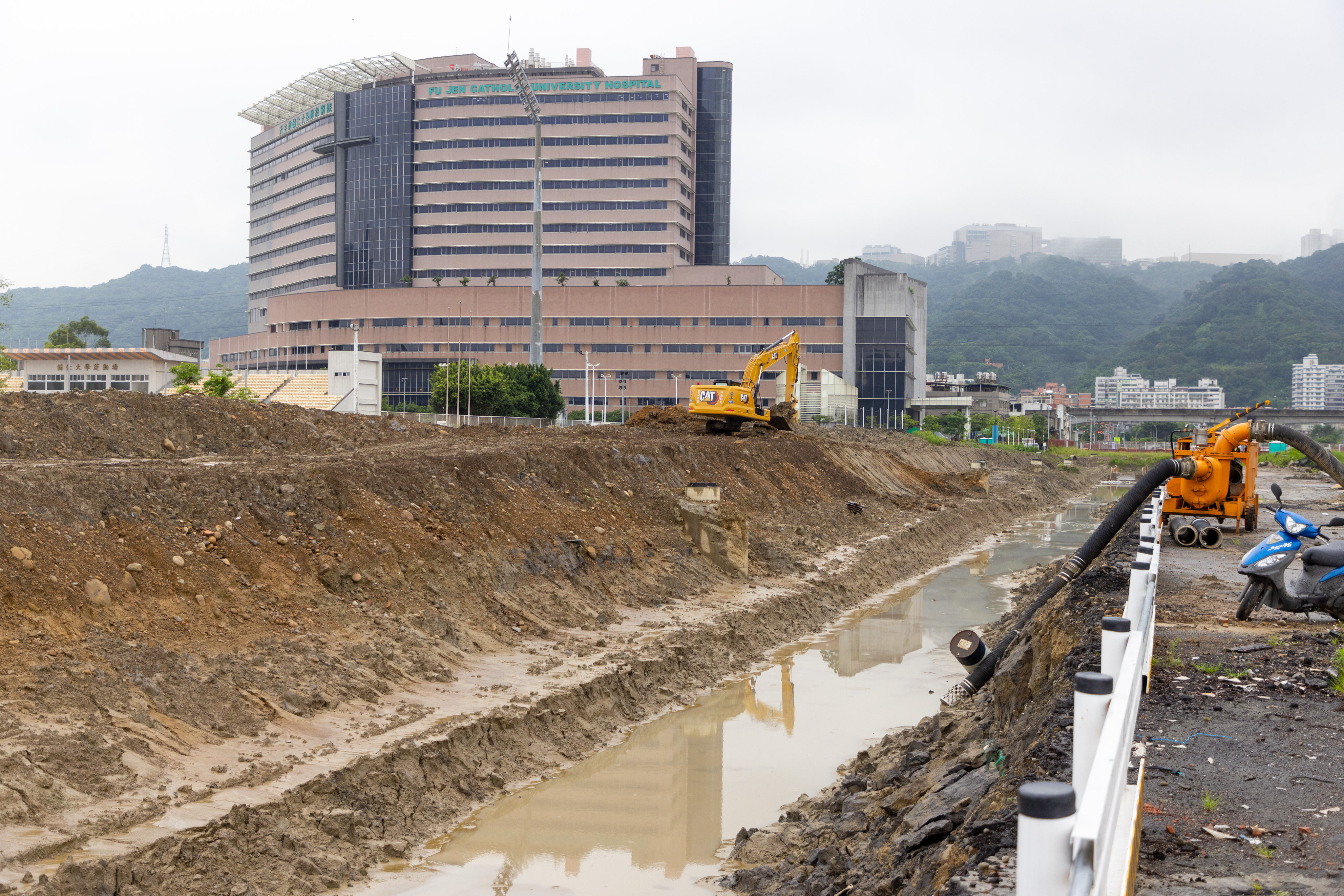 新泰塭仔圳市地重劃(第一區)30米計畫道路工程