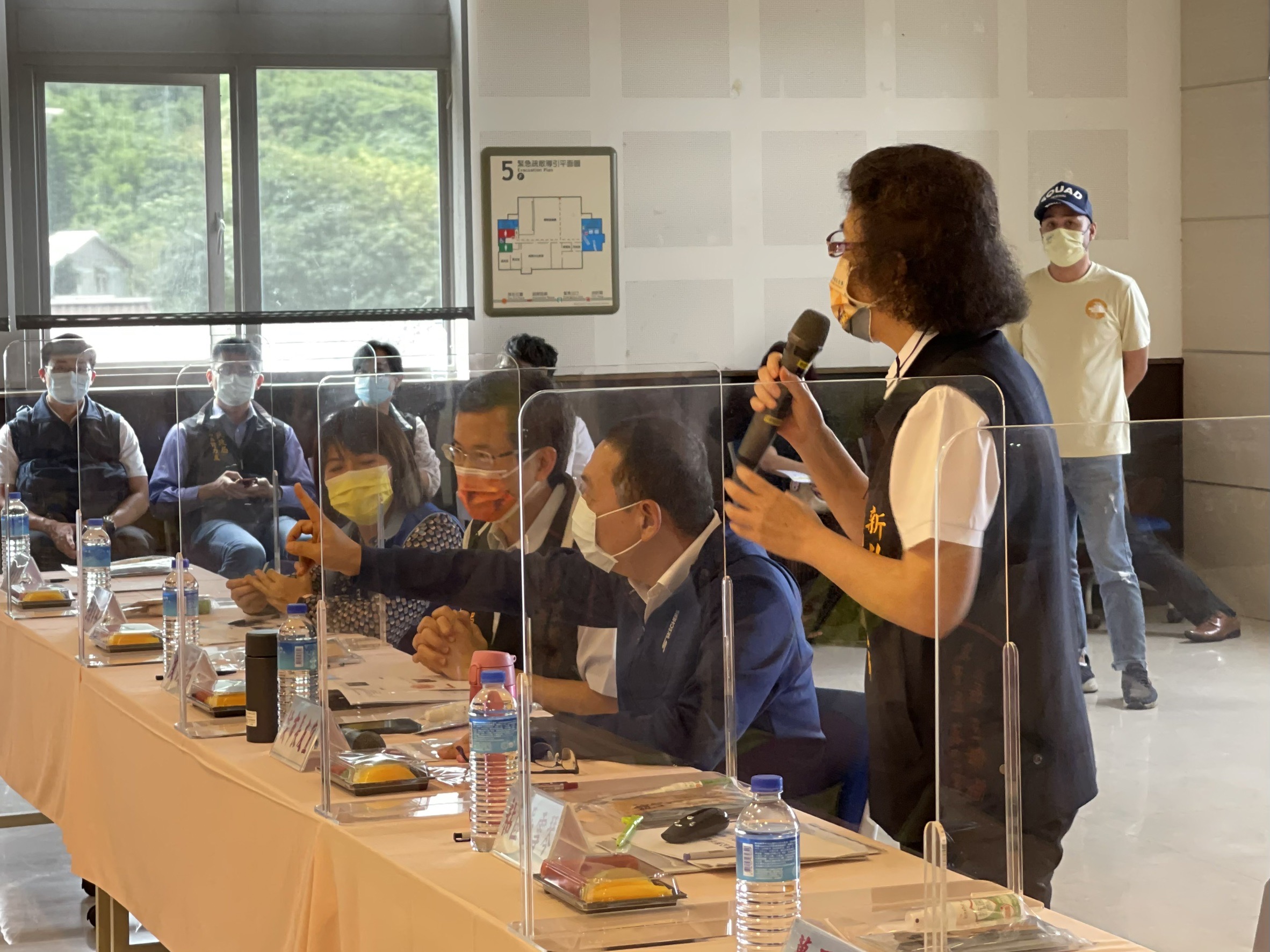 為帶動地方觀光，萬里區公所提案修復萬金輕便鐵道中的神主嶺隧道。