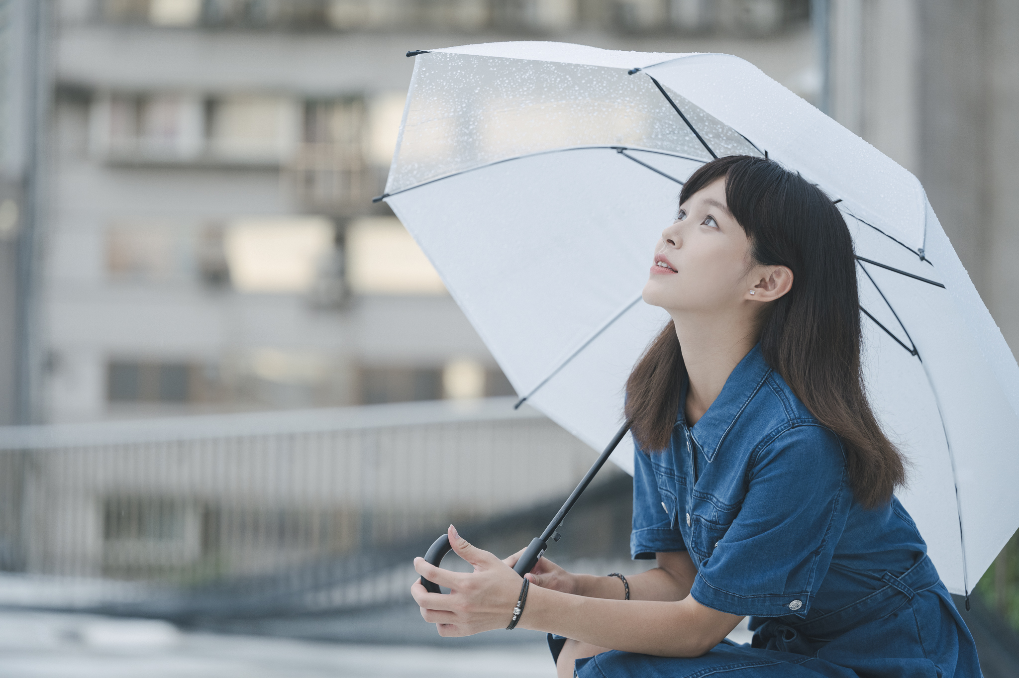 新北「青年，好險有你」宣傳影片由素人章天馨演出，青澀演技，深獲好評。