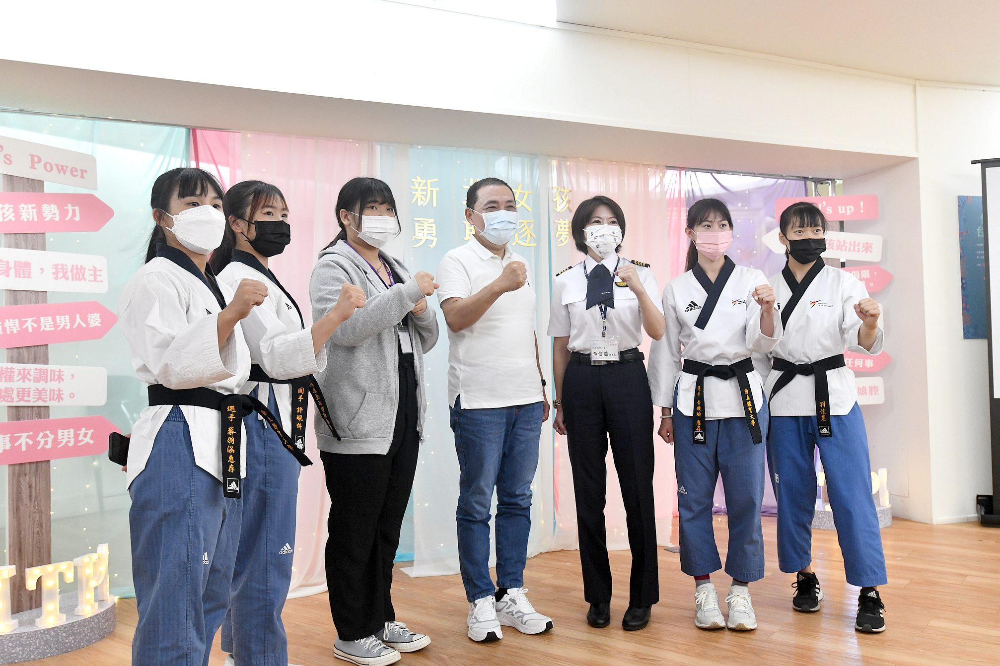 侯友宜敬佩新北女孩突破自我，也期望以此鼓勵更多新北女孩勇於追夢。
