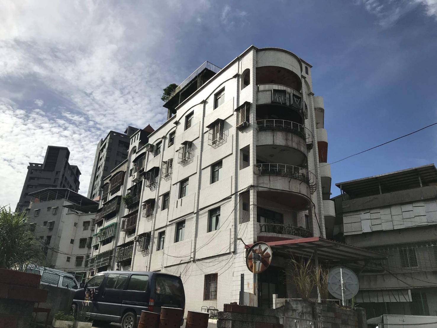 泰山區明志路更新前建物照片