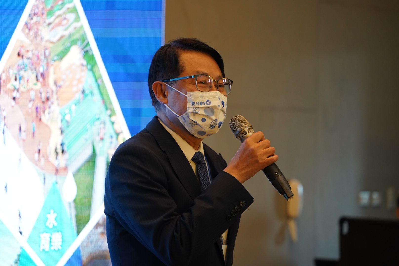 陳純敬副市長出席時表示，面對極端氣候對於都市的衝擊與日遽增，新北市運提出六水治理策略