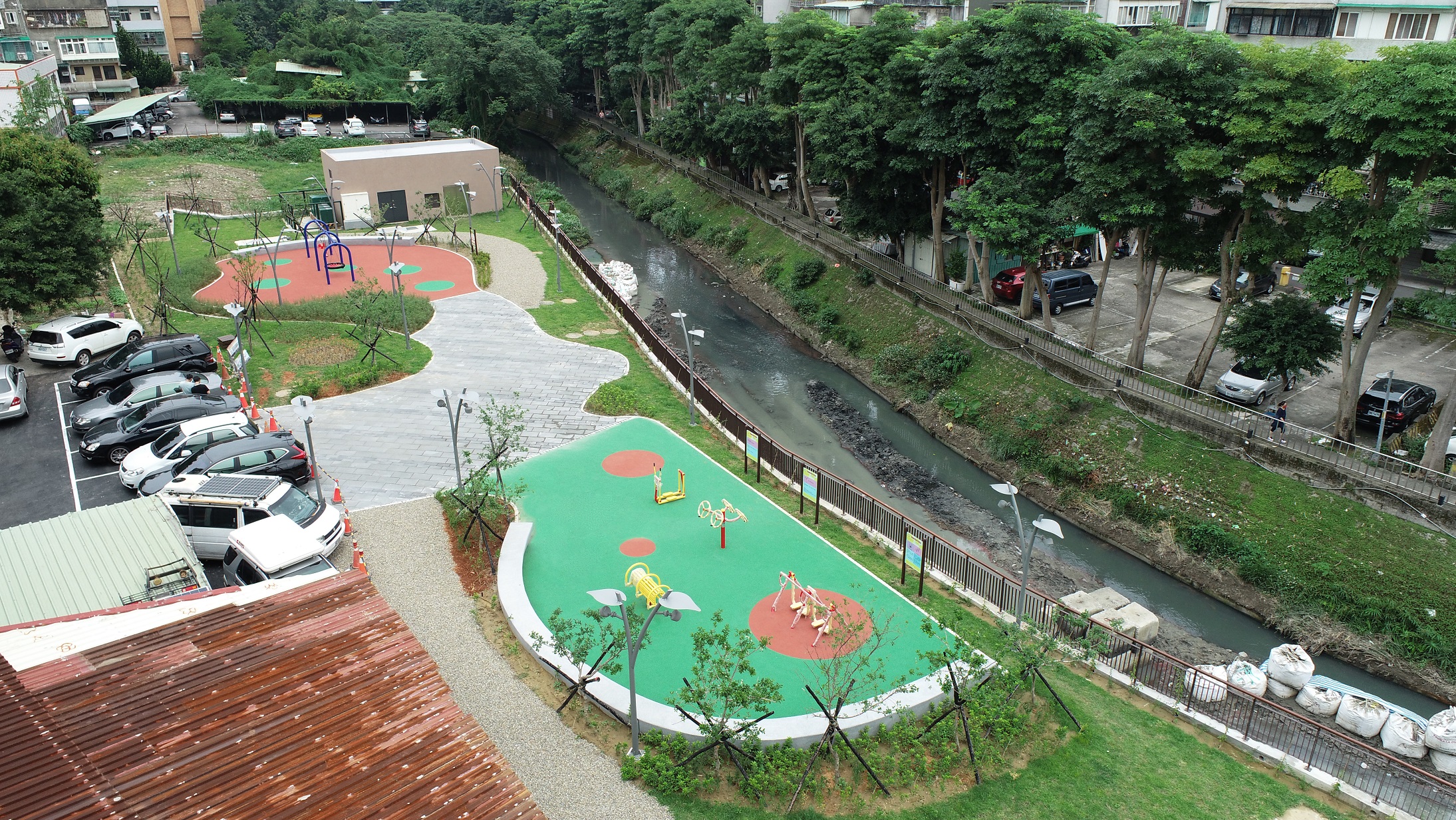 瓦磘溝礫間地面上親水設施即將開放使用