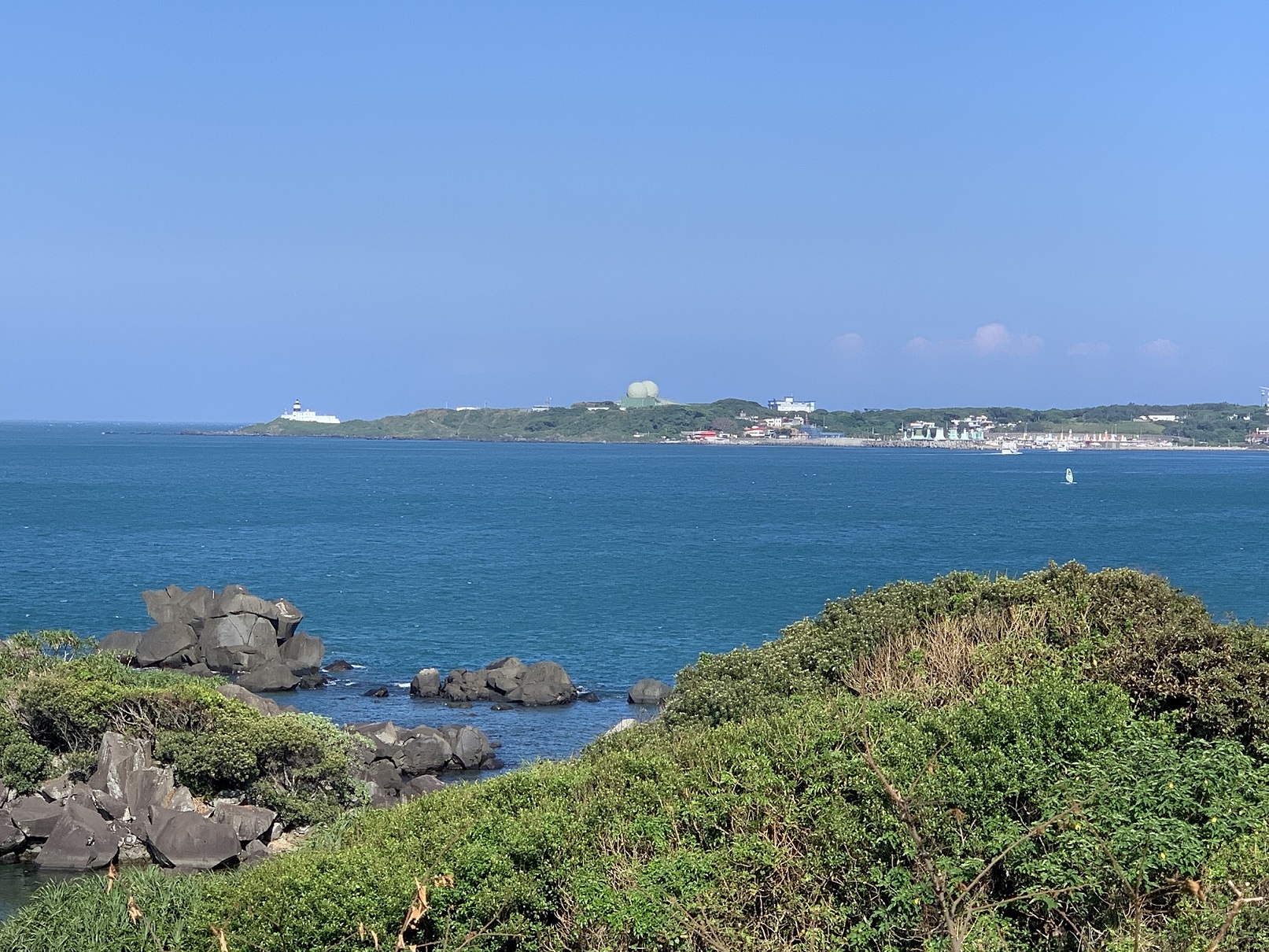 麟山鼻遠眺富貴角、富基漁港