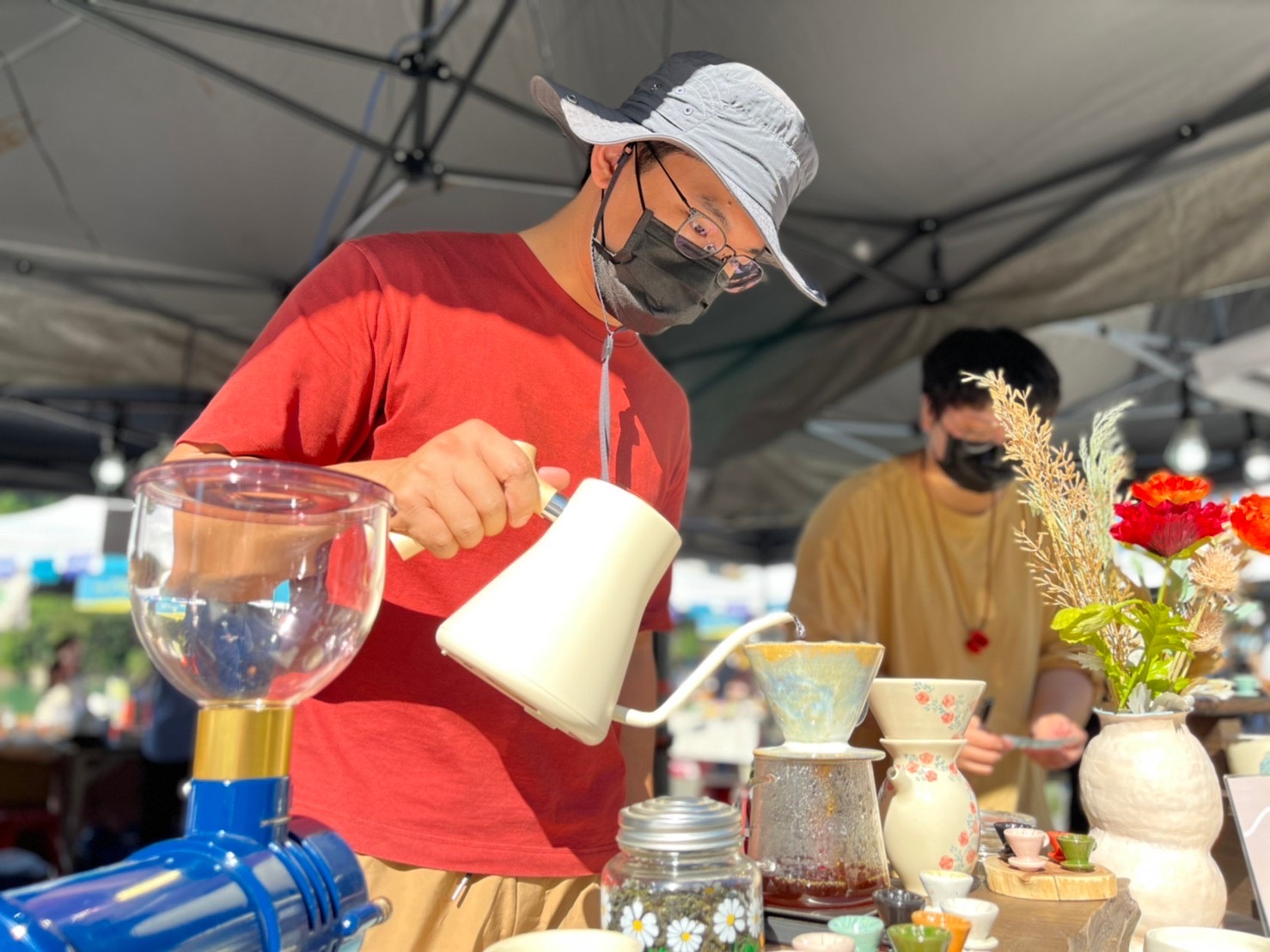 現場推出手沖咖啡試飲及活動限定飲品及美食