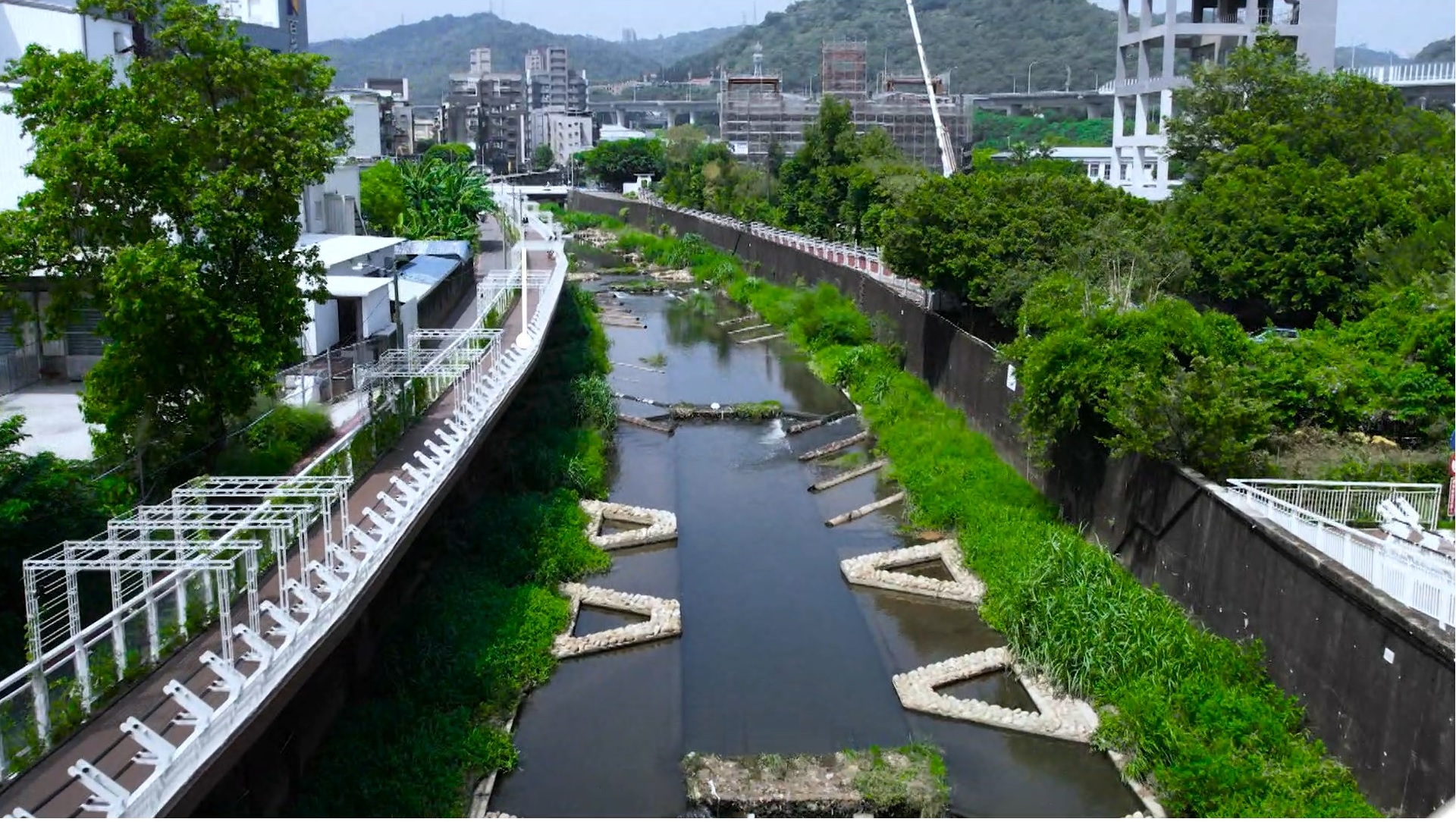大窠坑溪近自然河道景觀