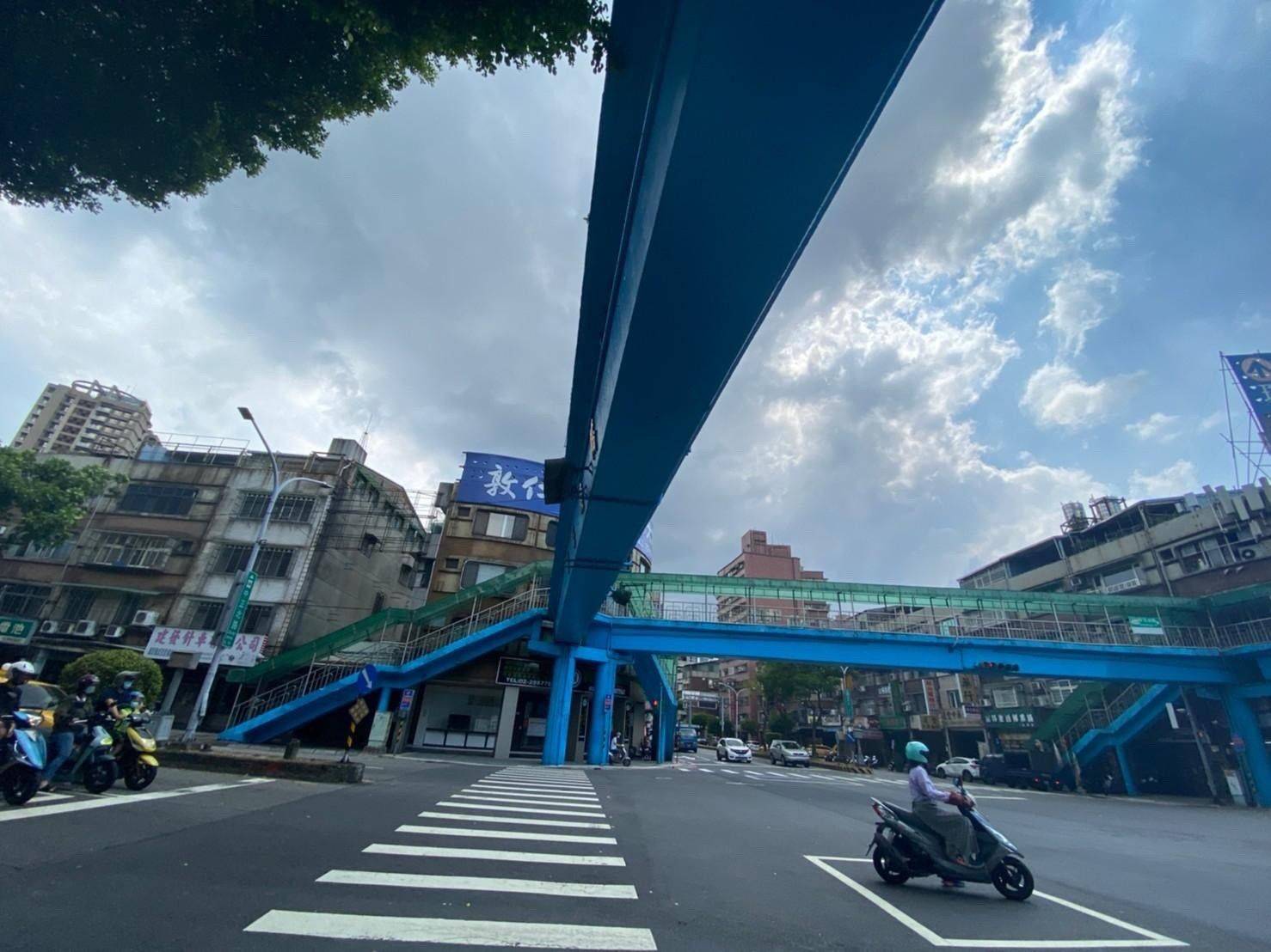 三重區明志陸橋拆除前