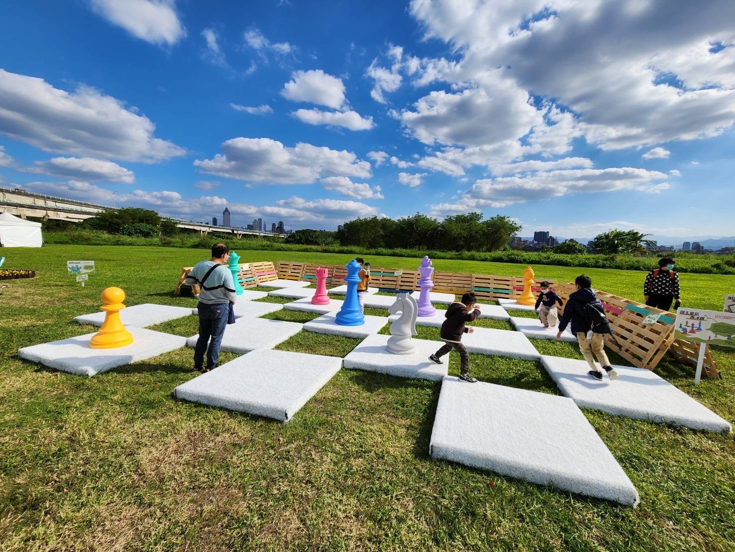 每年鴨鴨公園都會以不同風貌和大家見面