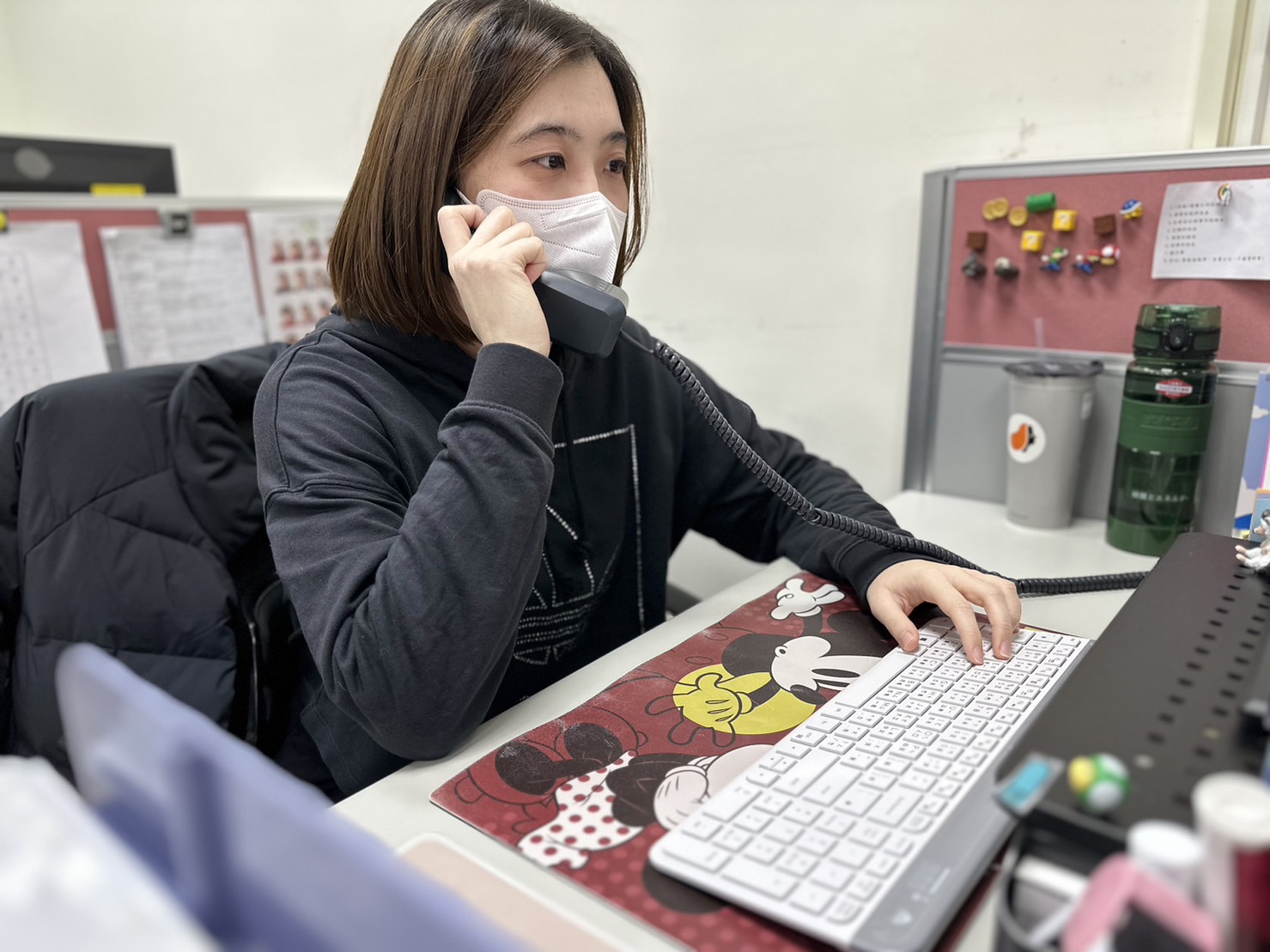 板橋第二社福中心社工謝杰吟在介入服務小情一家後  改變了媽媽的想法  配合社會局同意小孩安置