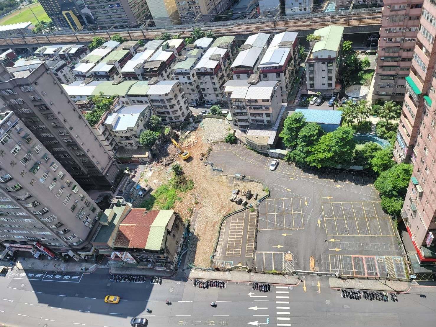 拆除的空拍圖