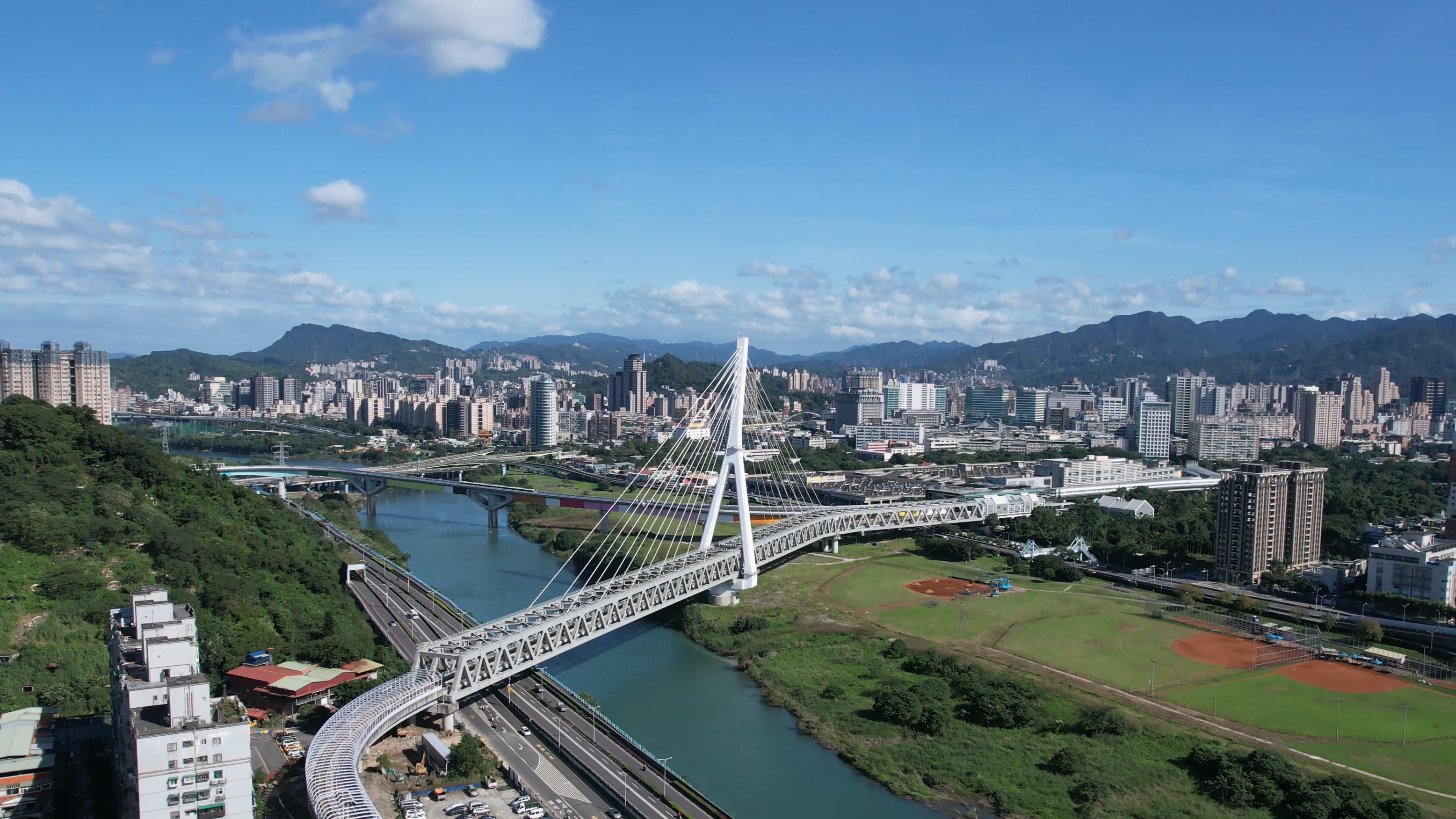 圖1_安心橋空拍照