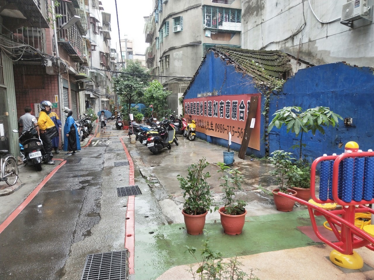 三重光興街旁空地原因私人持分問題，導致土地閒置無法利用