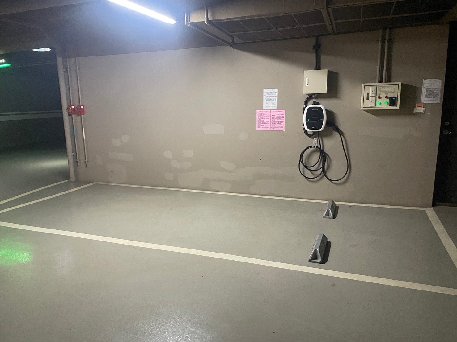 3.低碳社區改造補助-電動車公共充電設備
