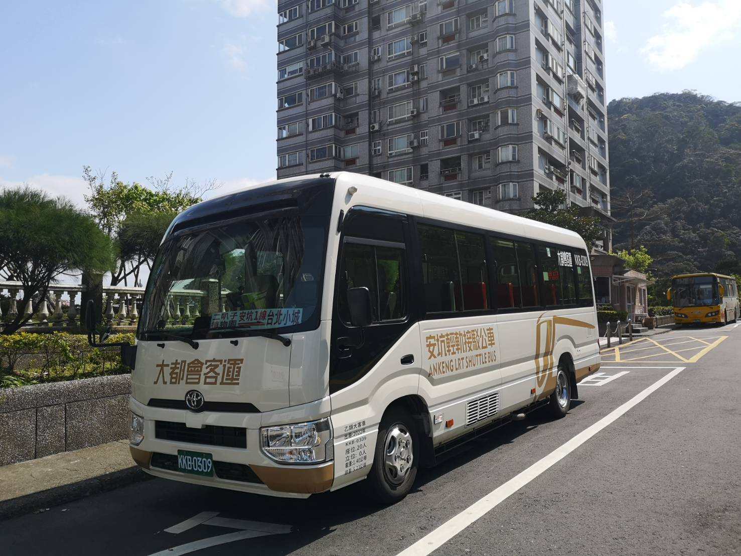 安坑1線接駁車