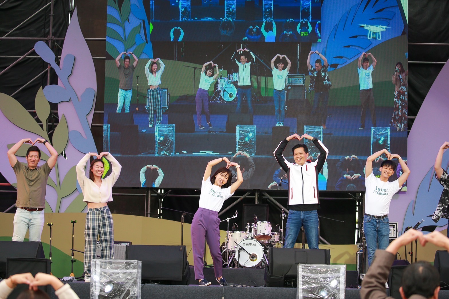 新北市副市長朱惕之來到現場與Swing Dance舞者一起「開舞」